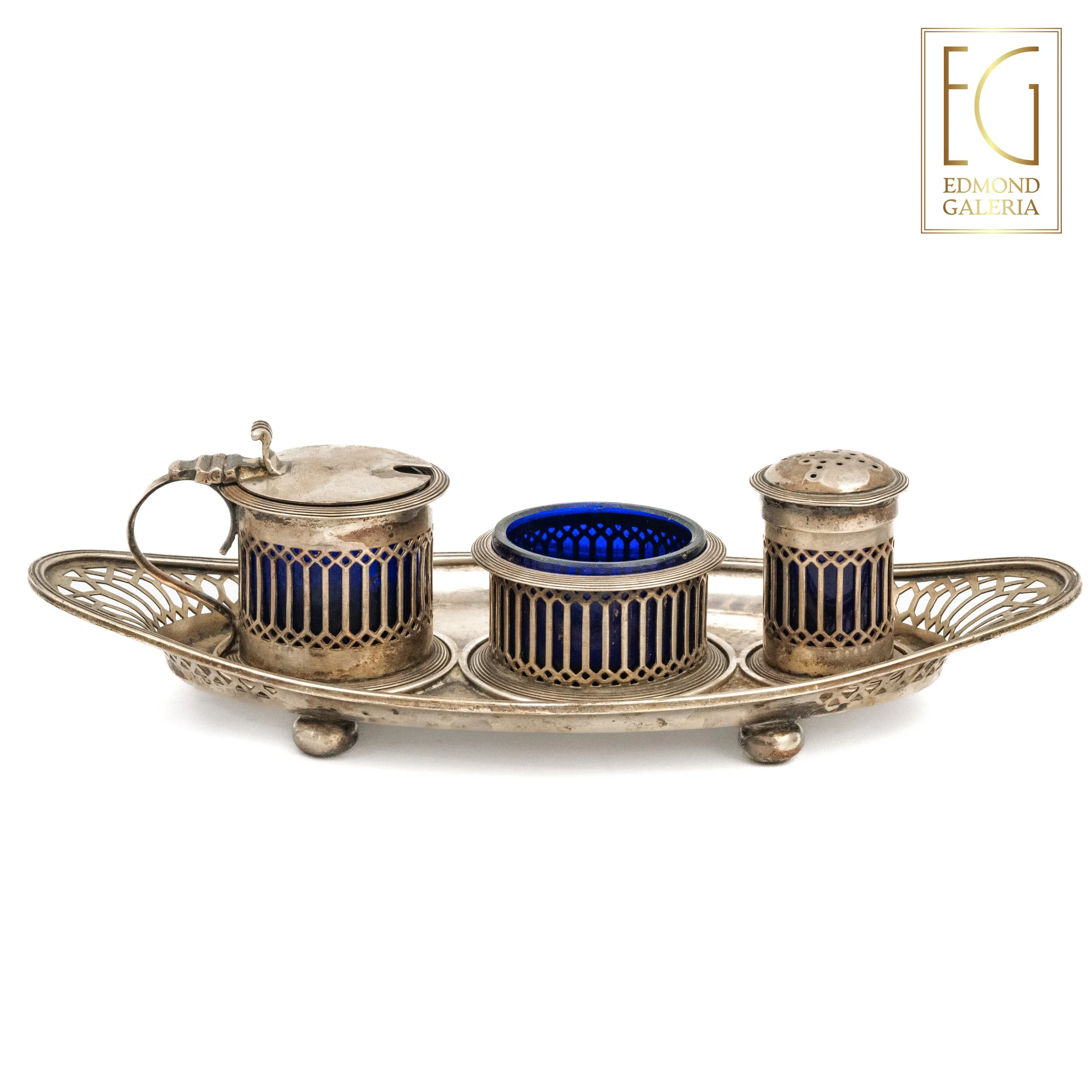 Suport din argint pentru condimente, cu vase din sticlă cobalt, atelier Haseler Brothers, Anglia, 1913