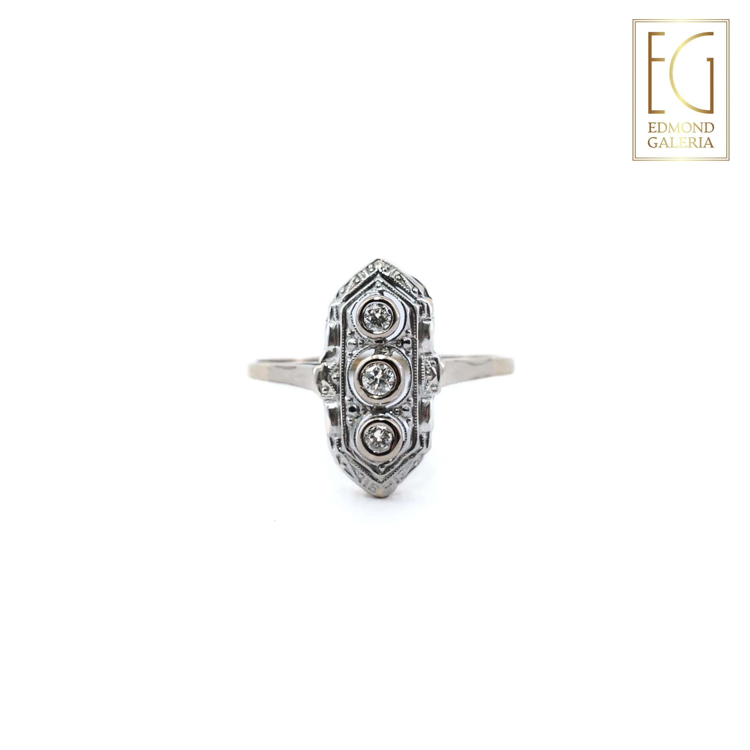 Inel Art Deco din aur bicolor, decorat cu diamante, cca. 1930