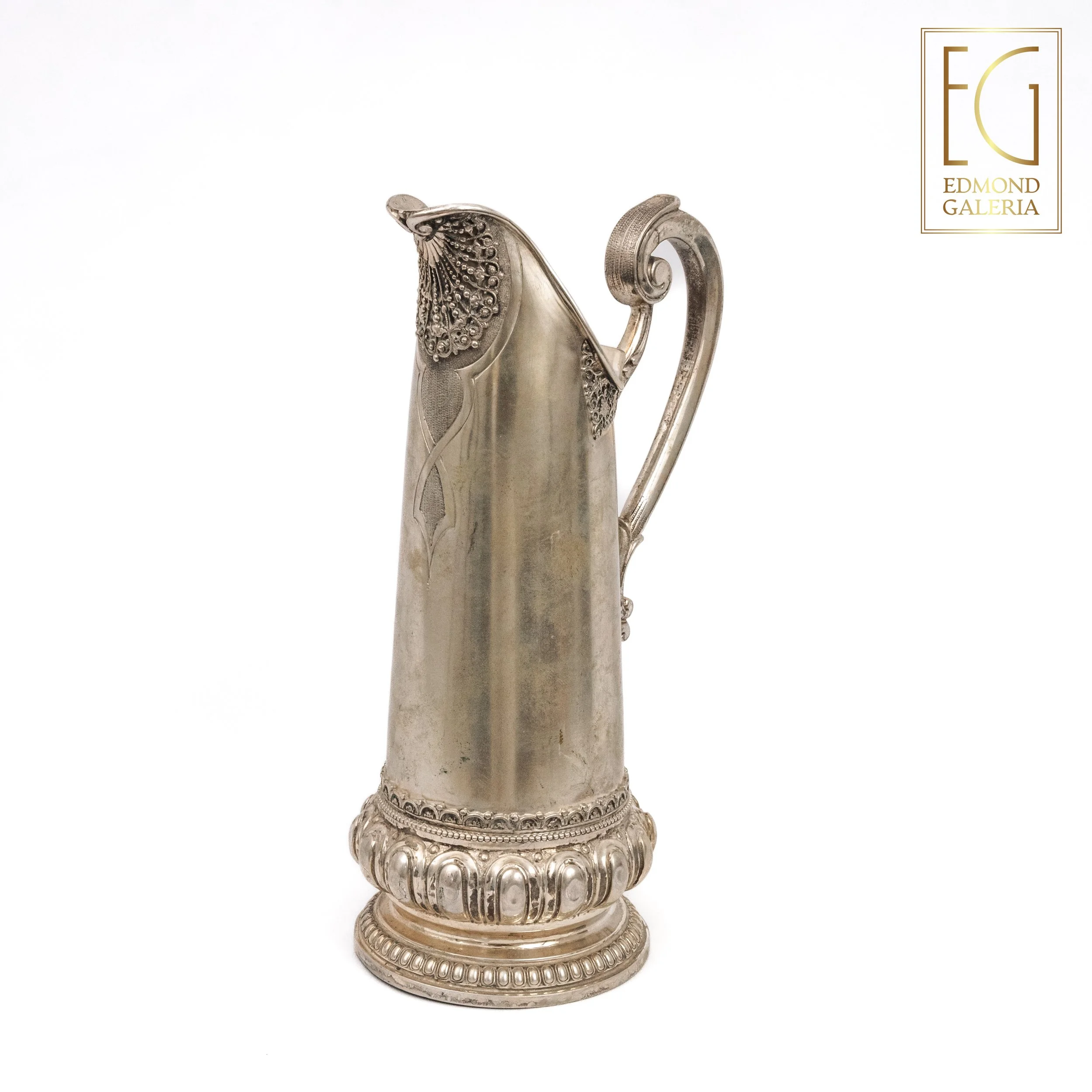 Carafă din argint, atelier l.M.A. di Guerci & C., Alessandria, Italia, cca. 1935-1971Carafă din argint, atelier l.M.A. di Guerci & C., Alessandria, Italia, cca. 1935-1971