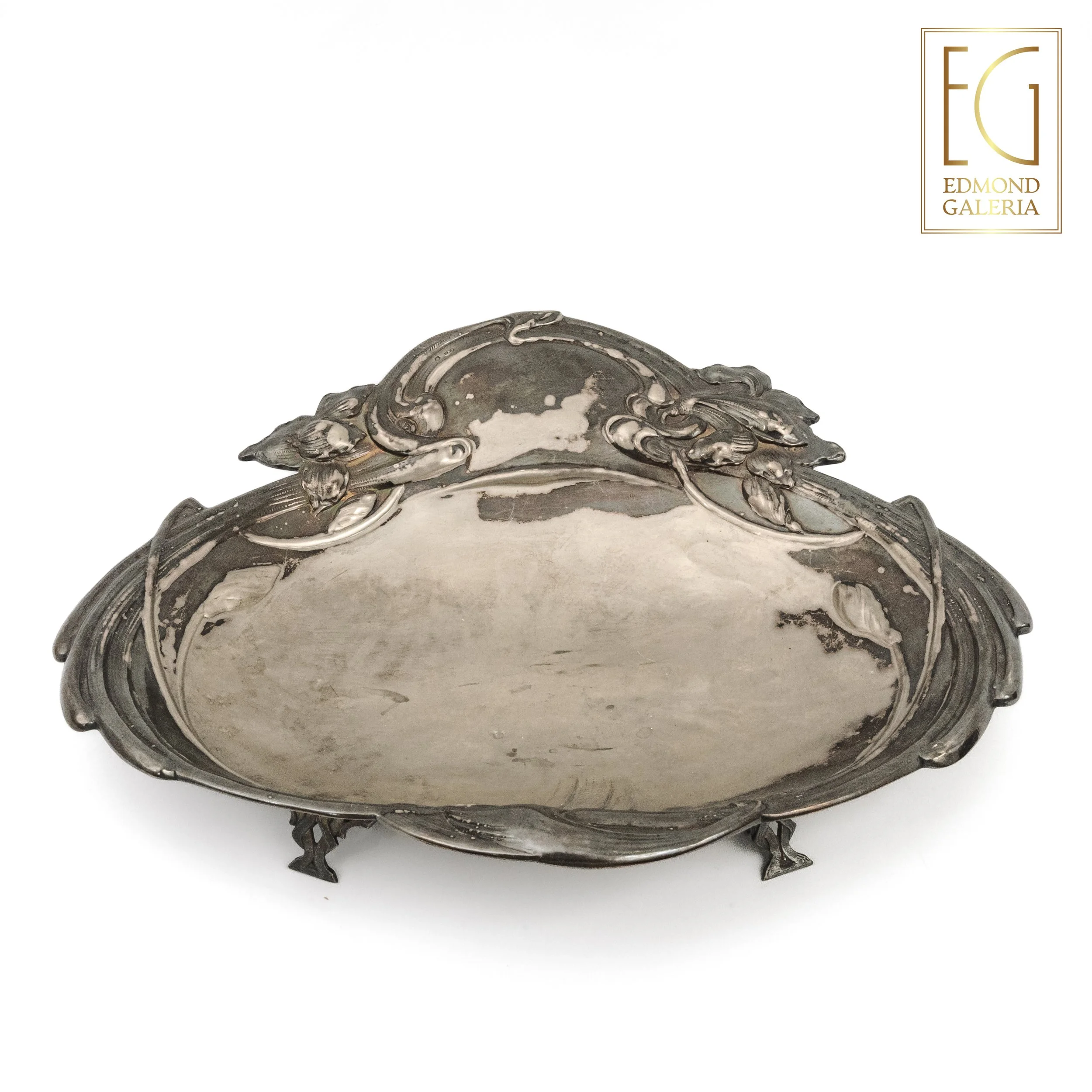 Fructieră Art Nouveau din argint, decorată cu flori de iris, meșter SKS, Viena, Austro-Ungaria, începutul sec. XX