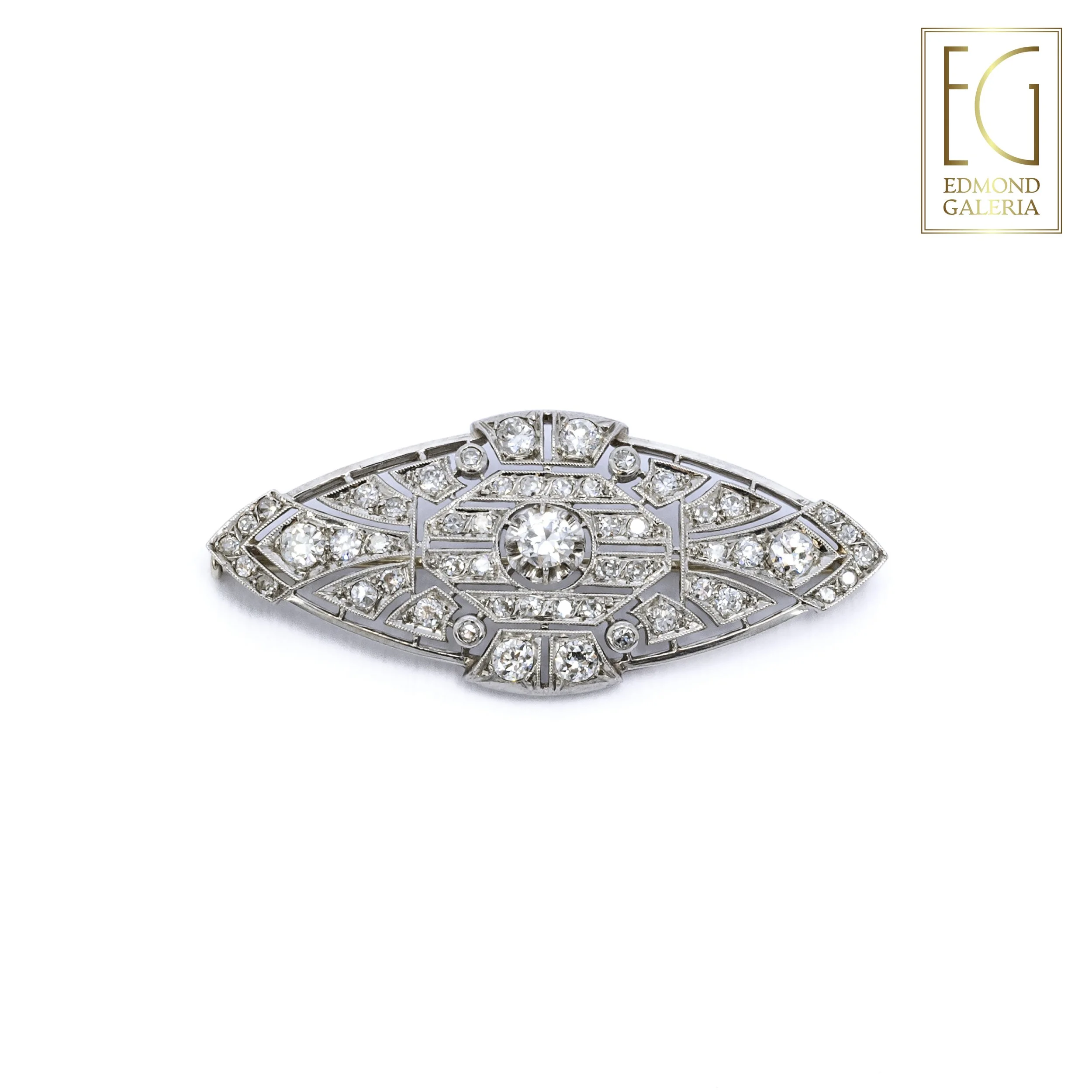 Broșă Art Deco din platină, decorată cu diamante, cca. 1920-1930