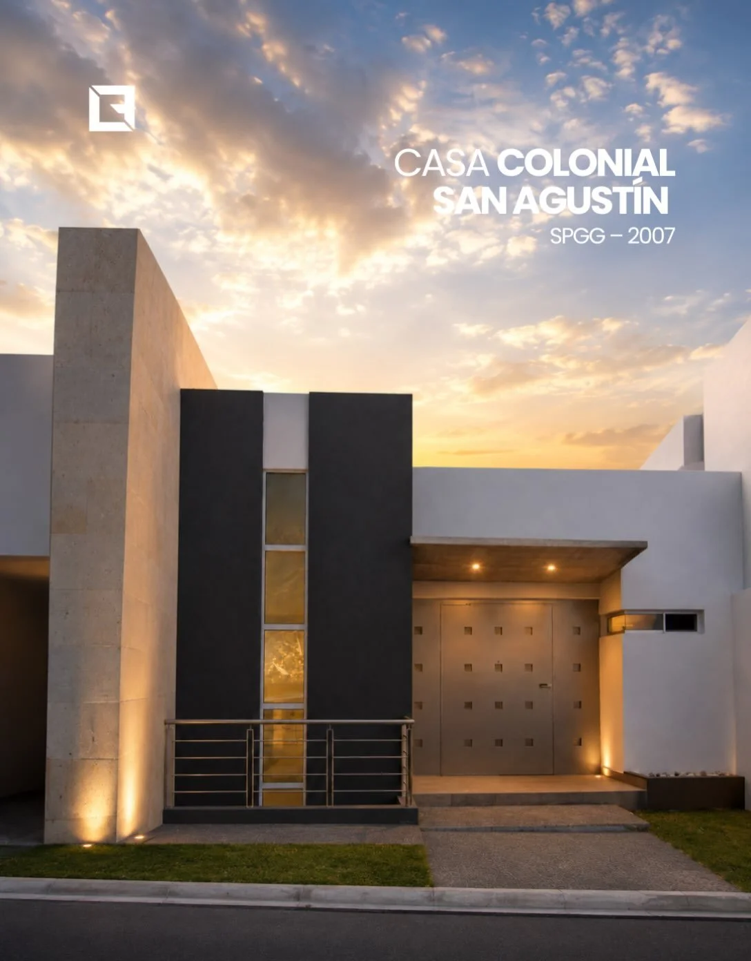 Casa Colonial San Agust&iacute;n &bull; SPGG 2007

Esta fue la primera obra que realizamos en San Pedro Garza Garc&iacute;a.

El proyecto se desarroll&oacute; en un terreno en cerro, con un desnivel importante. En lugar de verlo como una complicaci&o