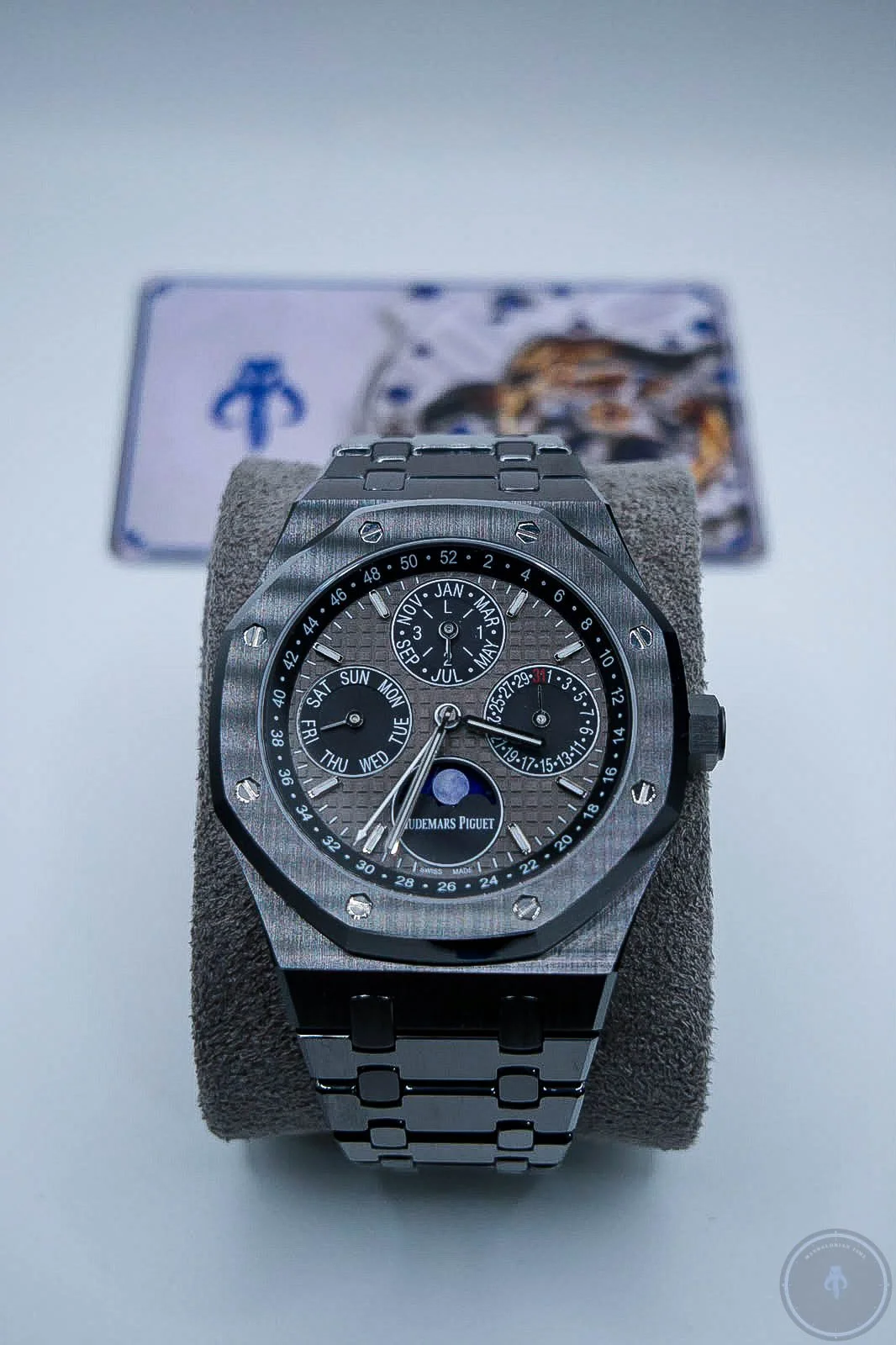 26579CE Black Ceramic Perpetual (Hybrid+)