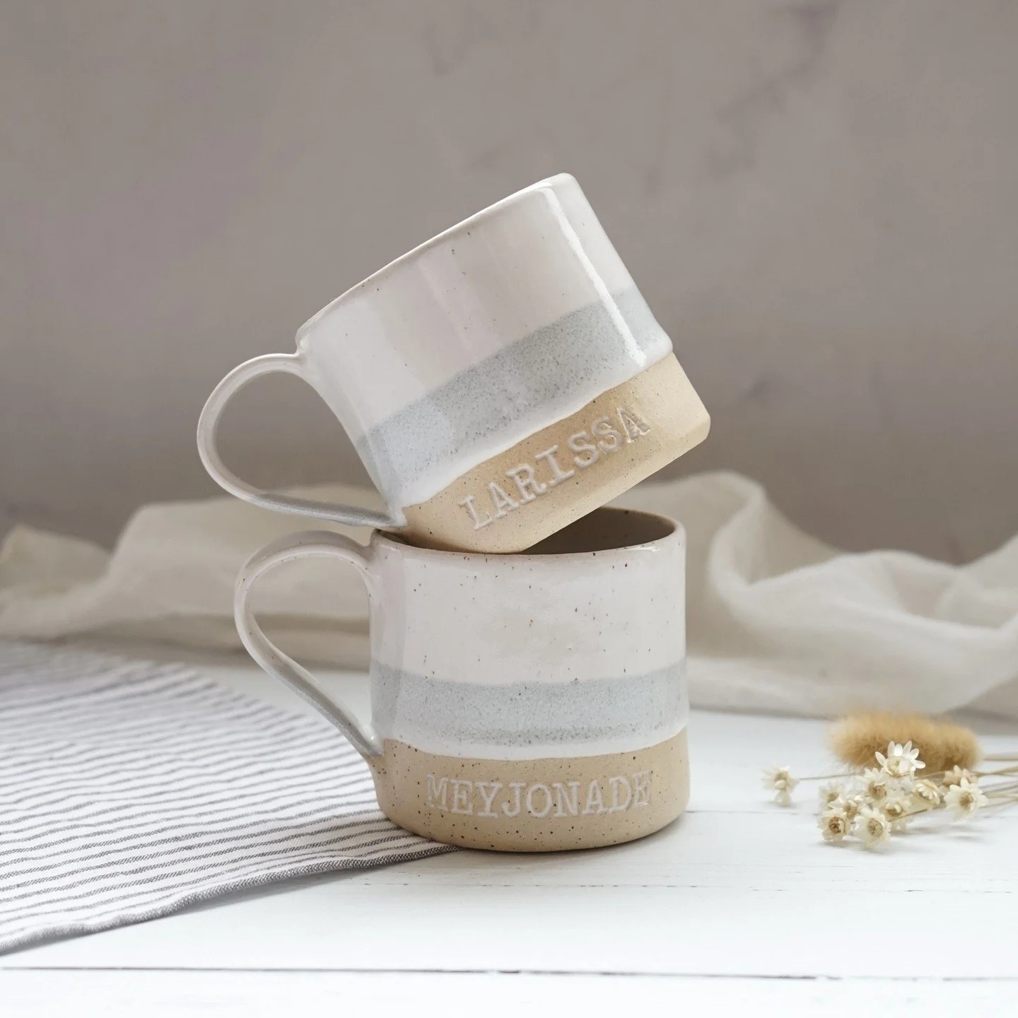Personalised mugs are always such a unique gift for special occasions; weddings, birthdays, birth announcements to the grandparents to be! I absolutely love doing these
.
.
.
.
.
#personalisedgift
#uniquegiftideas
#weddinggiftideas
#handmadegift