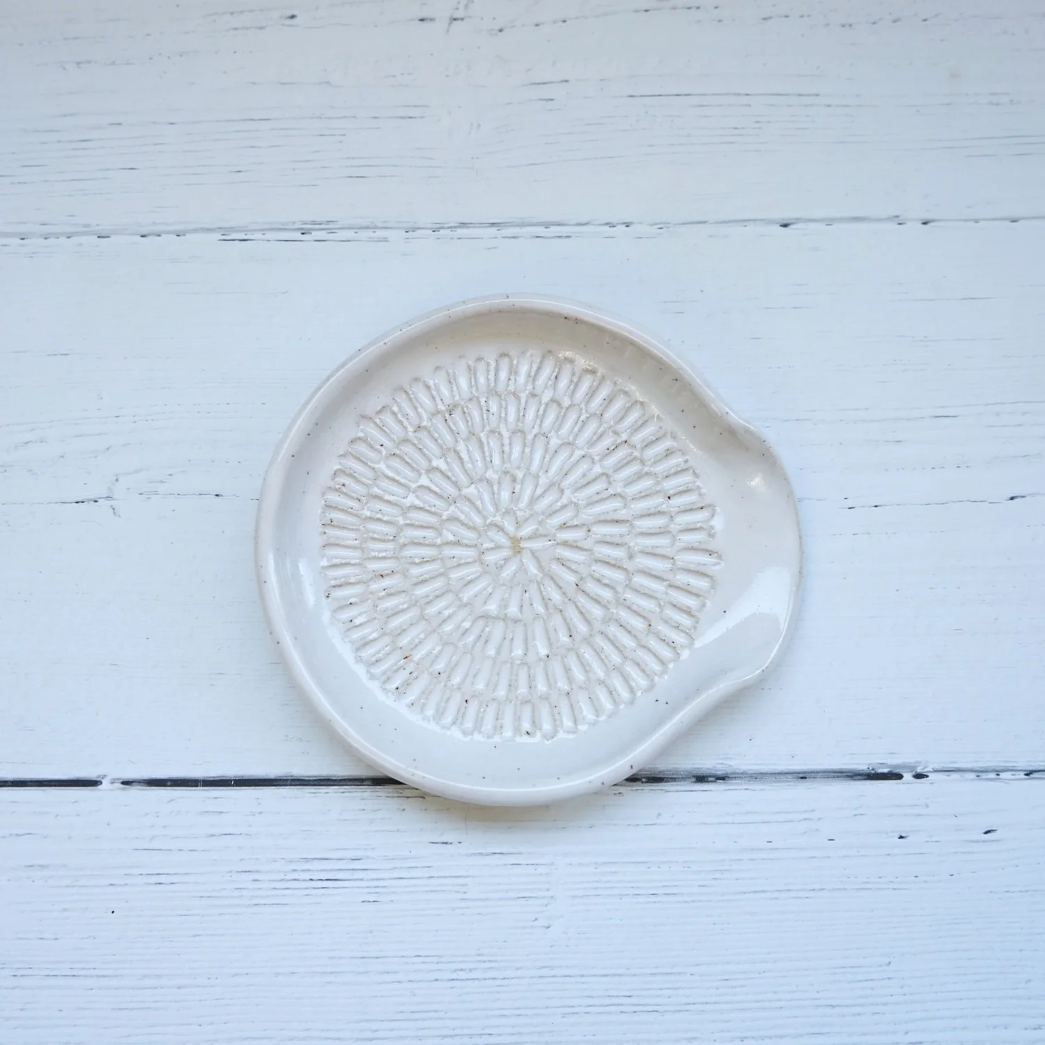 megan-louise-ceramics-spanish-garlic-grater-plate.jpg