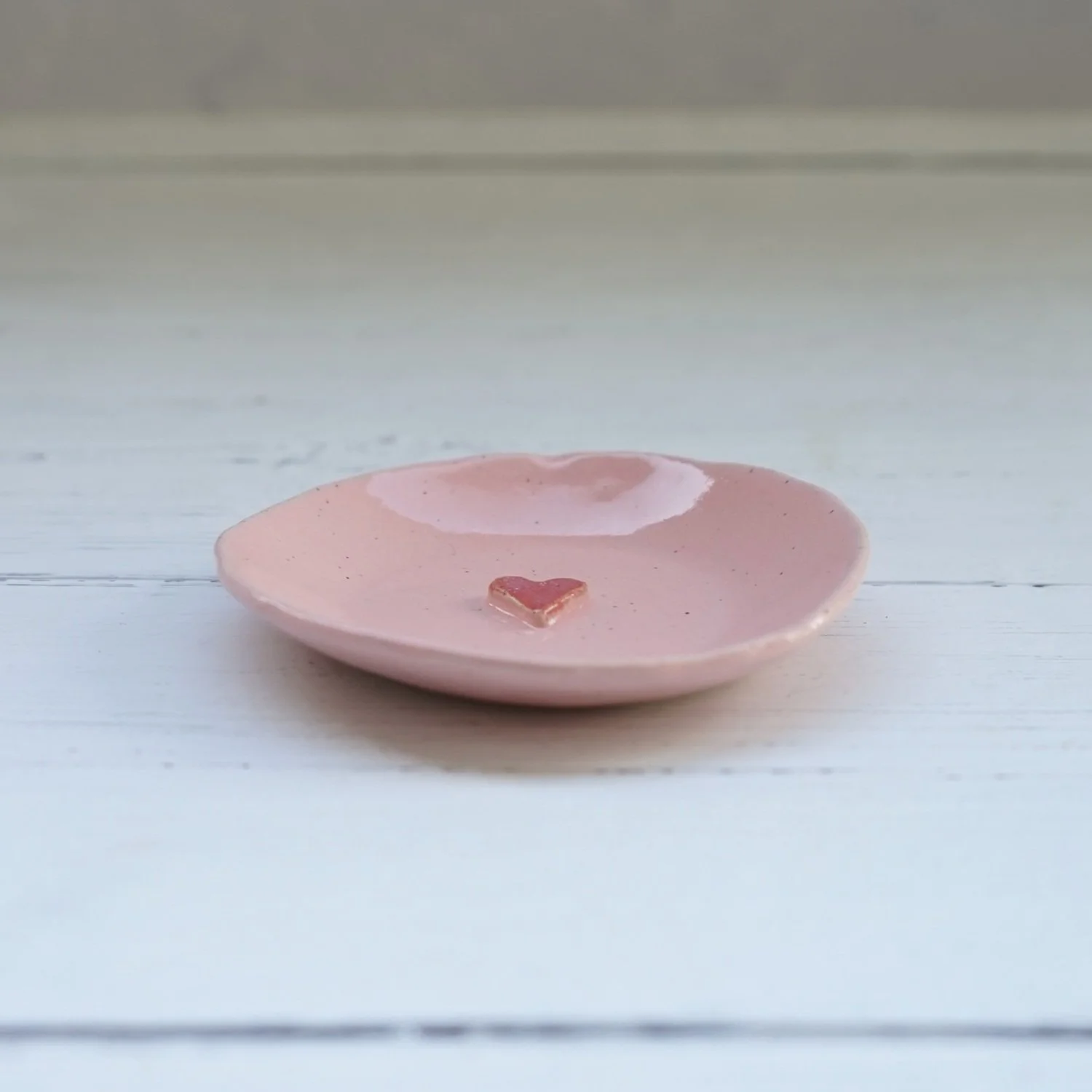 megan-louise-ceramics-engagement-ring-dish.jpg