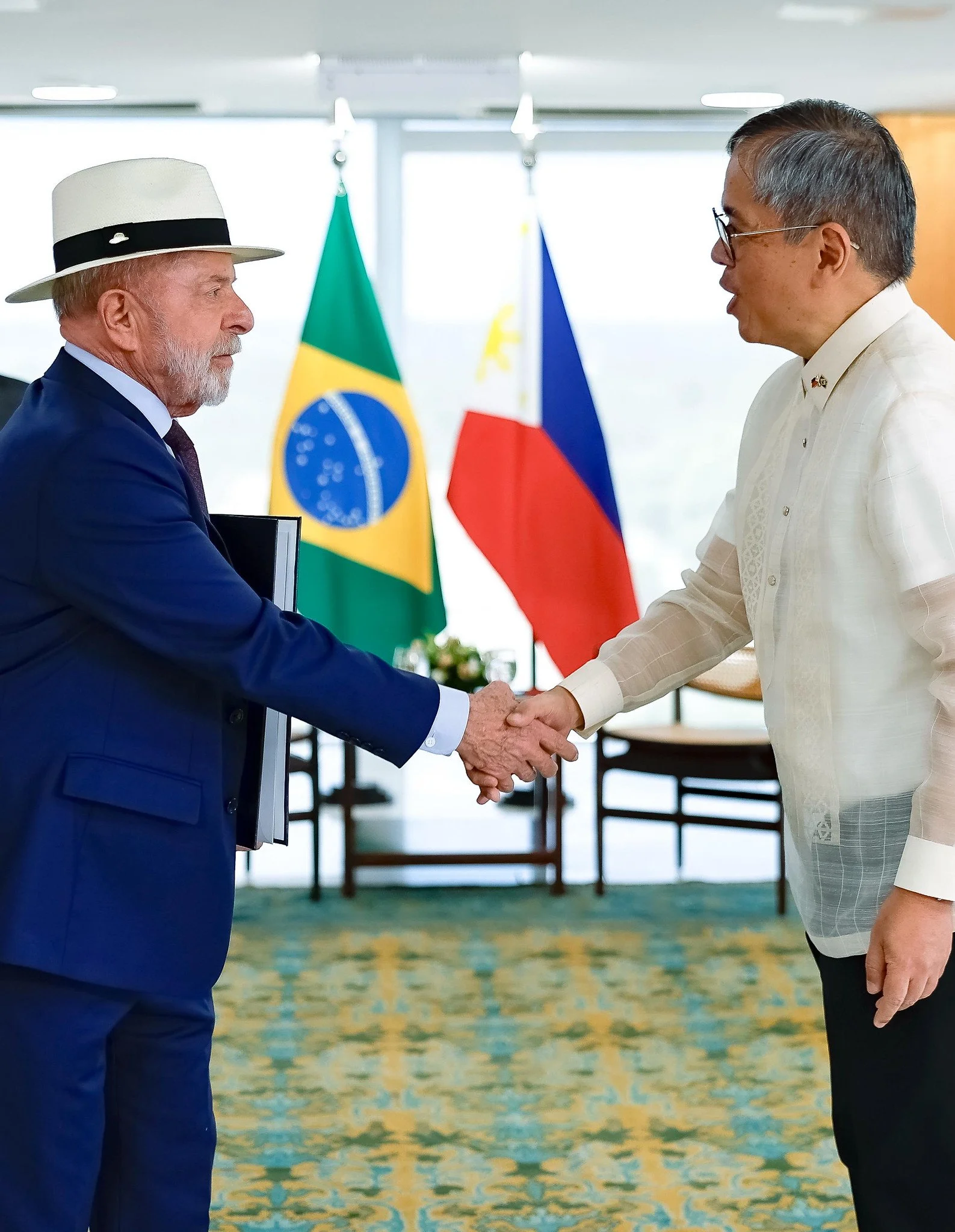 PHILIPPINE AMBASSADOR PRESENTS CREDENTIALS TO BRAZILIAN PRESIDENT LUIZ INÁCIO “LULA” DA SILVA
