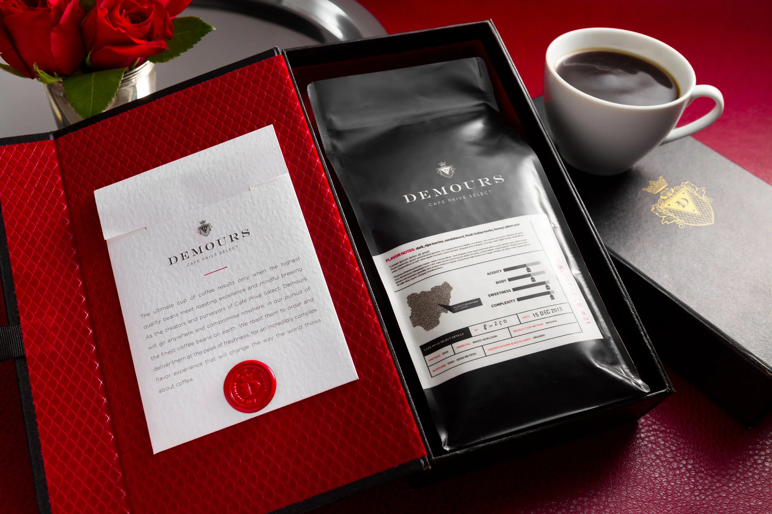 DEMOURS COFFEE LUXURY BRAND + PACKAGING