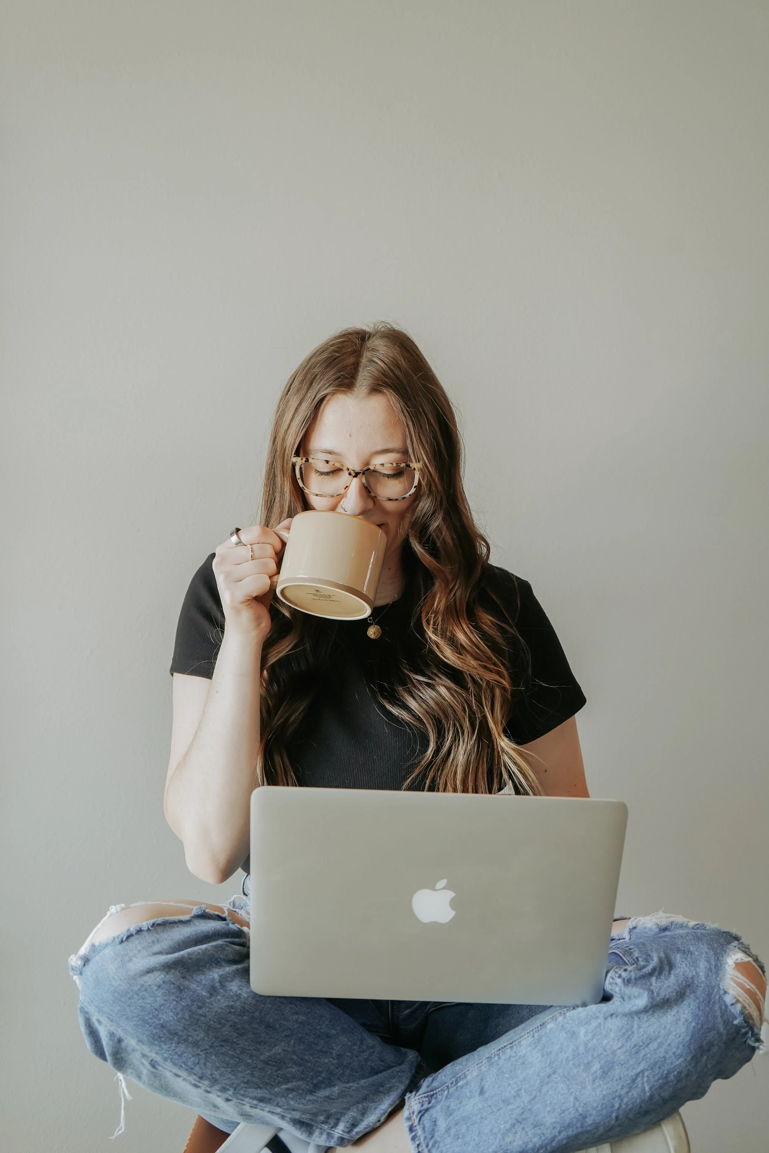 Social media manager for photographers