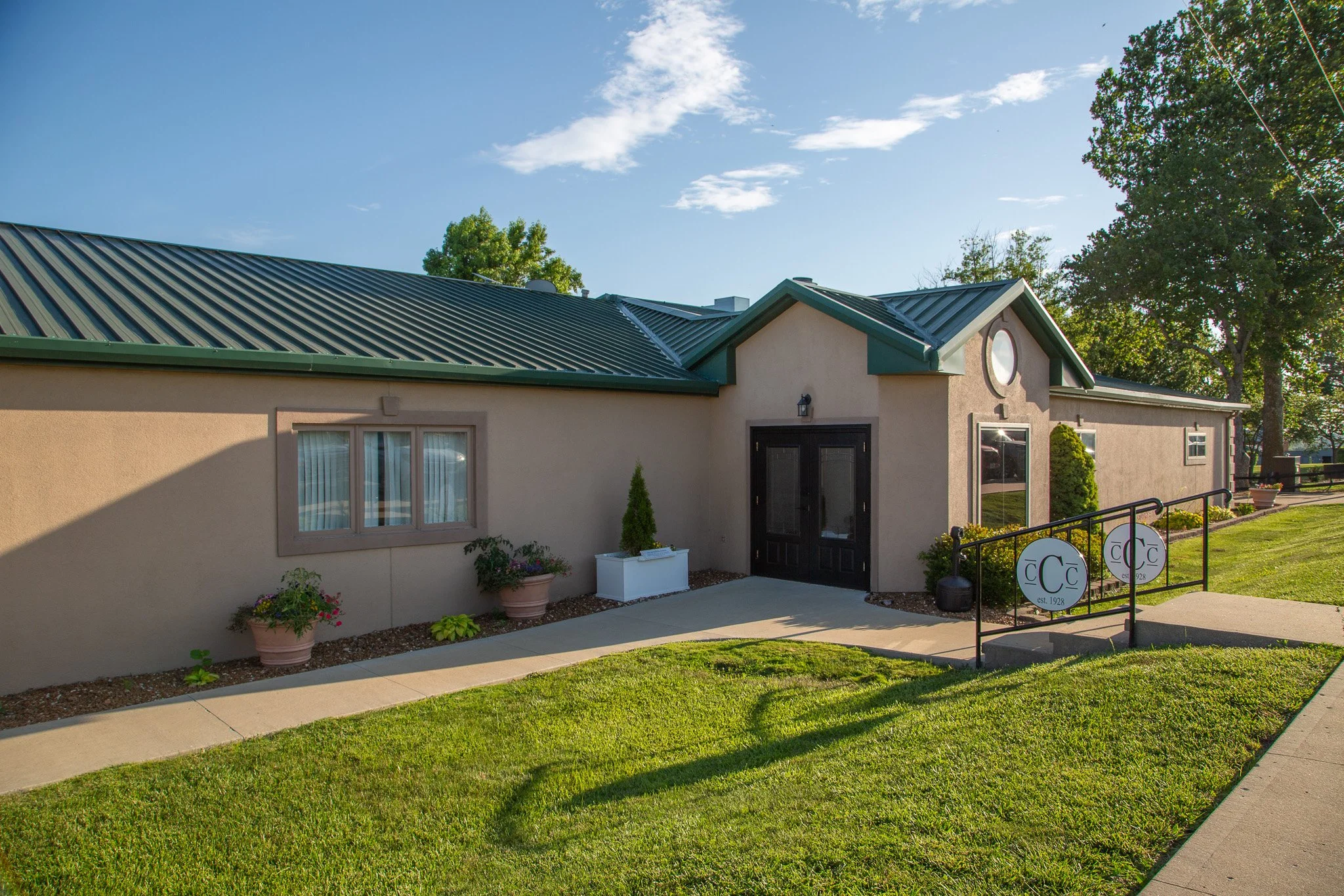 Click to see Clubhouse