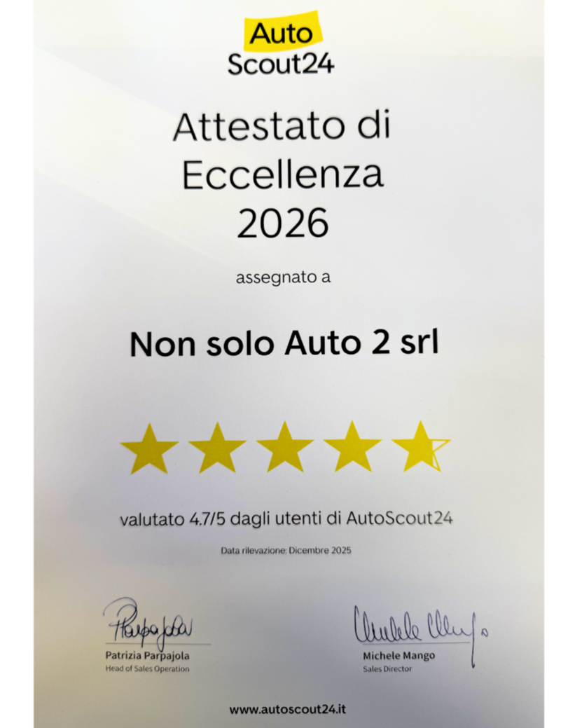 Certificato di eccellenza del 2026 assegnato a Non solo Auto 2 srl da AutoScout24, valutato 4.75 stelle su 5, con firme di Patrizia Parpajola e Michele Mango, data di rilevamento dicembre 2025.