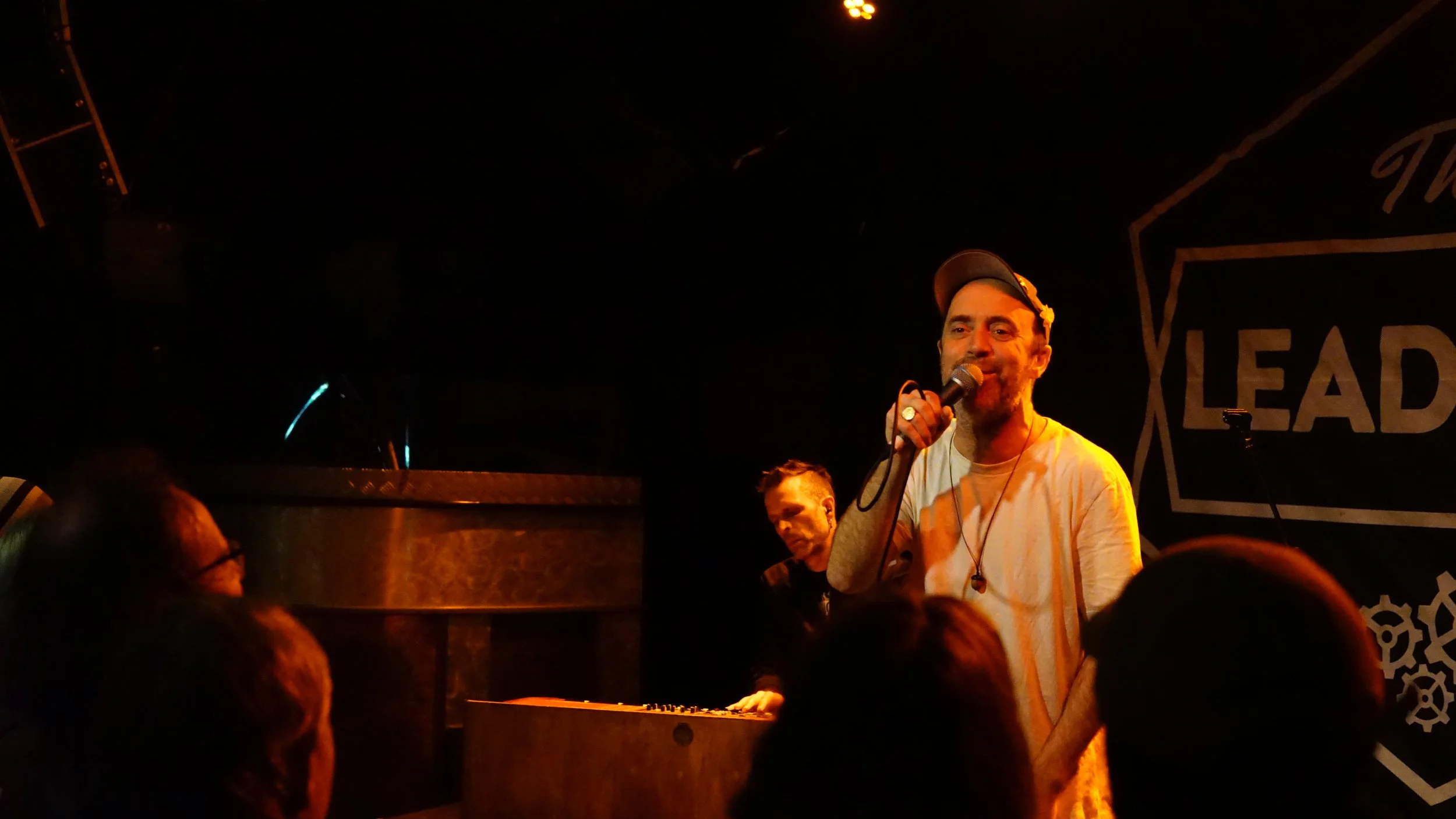Review: Beans On Toast Live