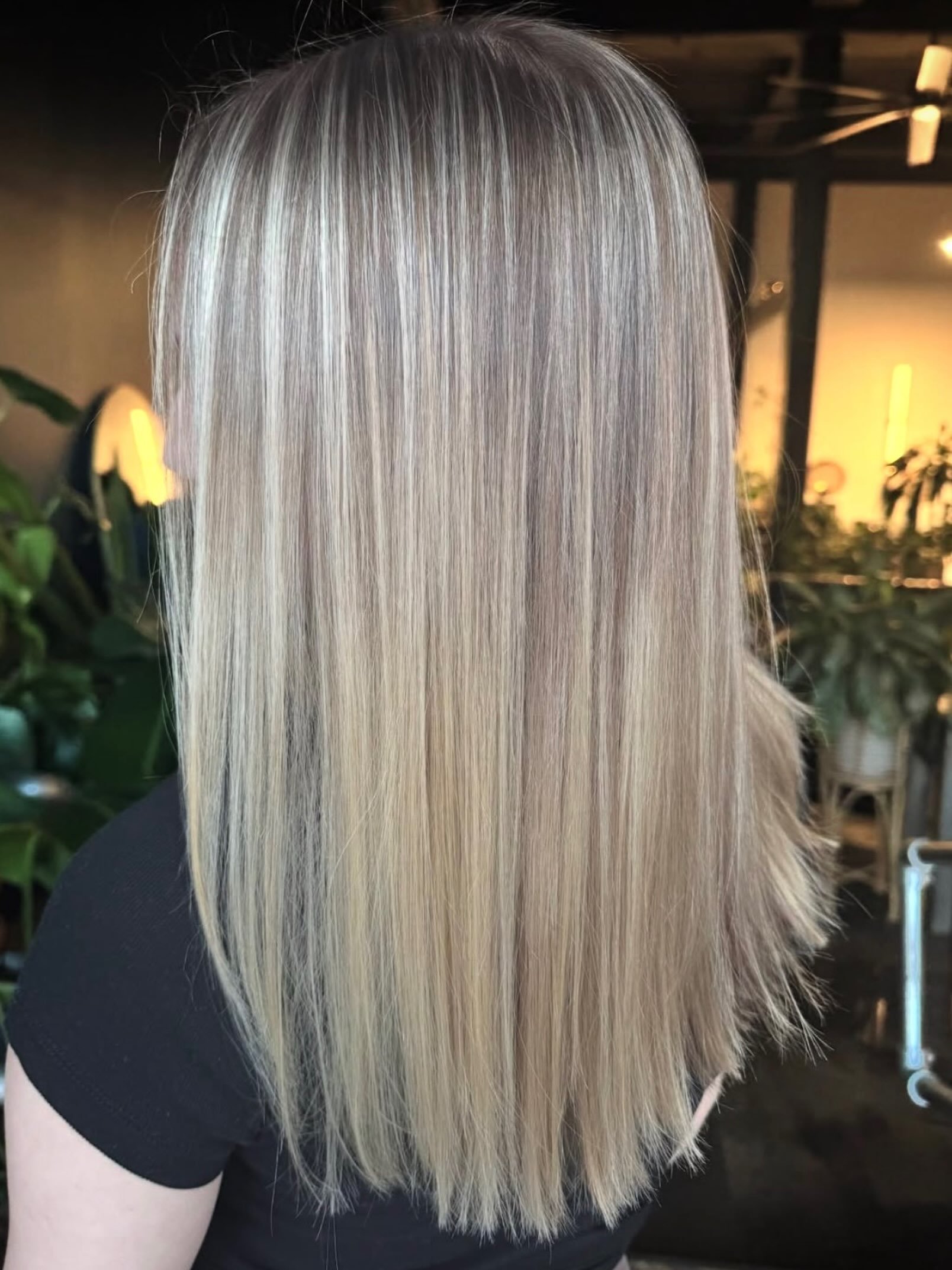 Custom blonde created by @hairby_.alyssa 🤌🏼

#blonde #customblonde #oligo #caluragloss #tresloungewestfield