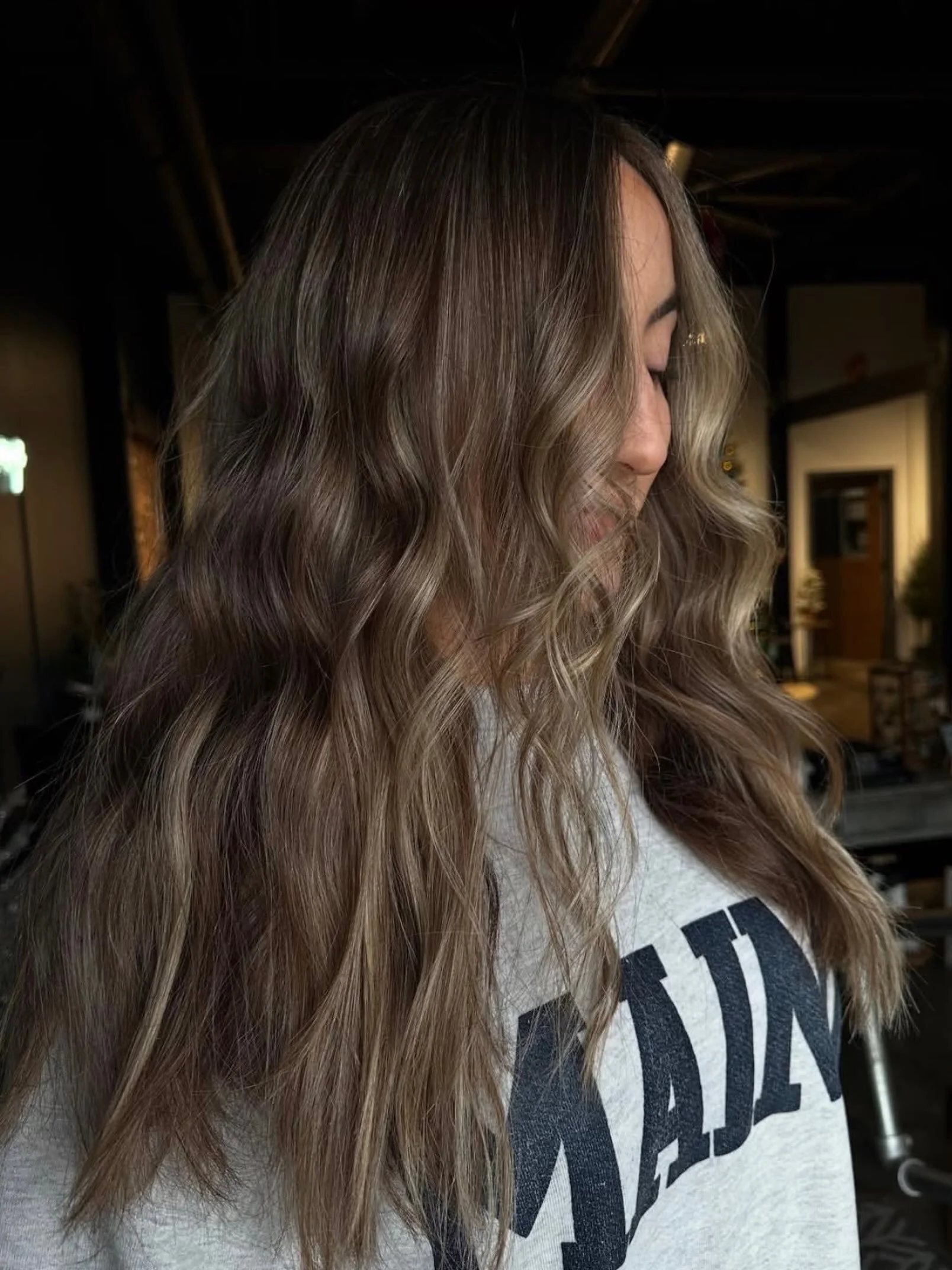 Soft bronde for fall 🍂 

Hair by - @emdoesmyhairr 

#bronde #fallhairtrends #tresloungewestfield #oligopro #caluragloss