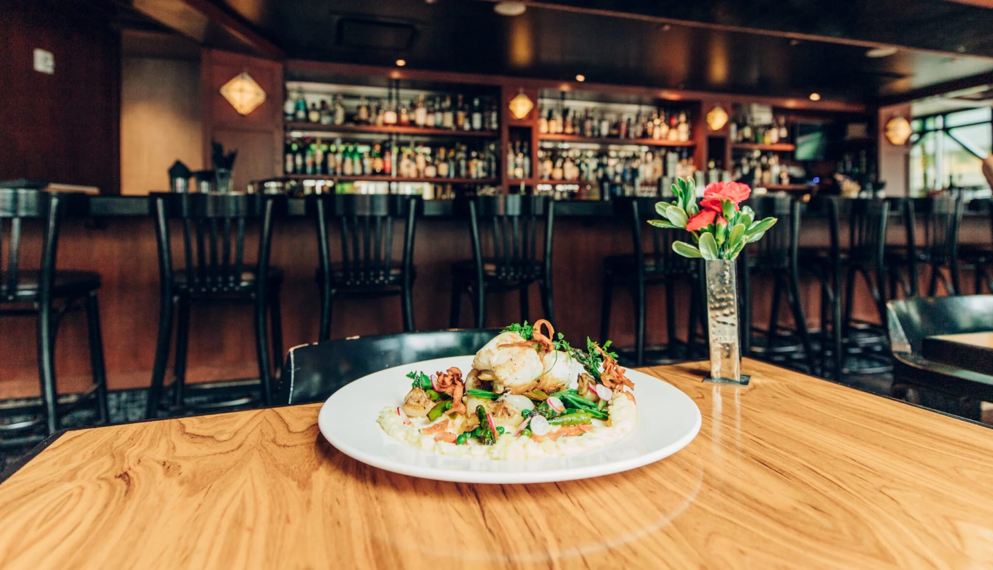 10 Great Places to Eat in Downtown This Spring