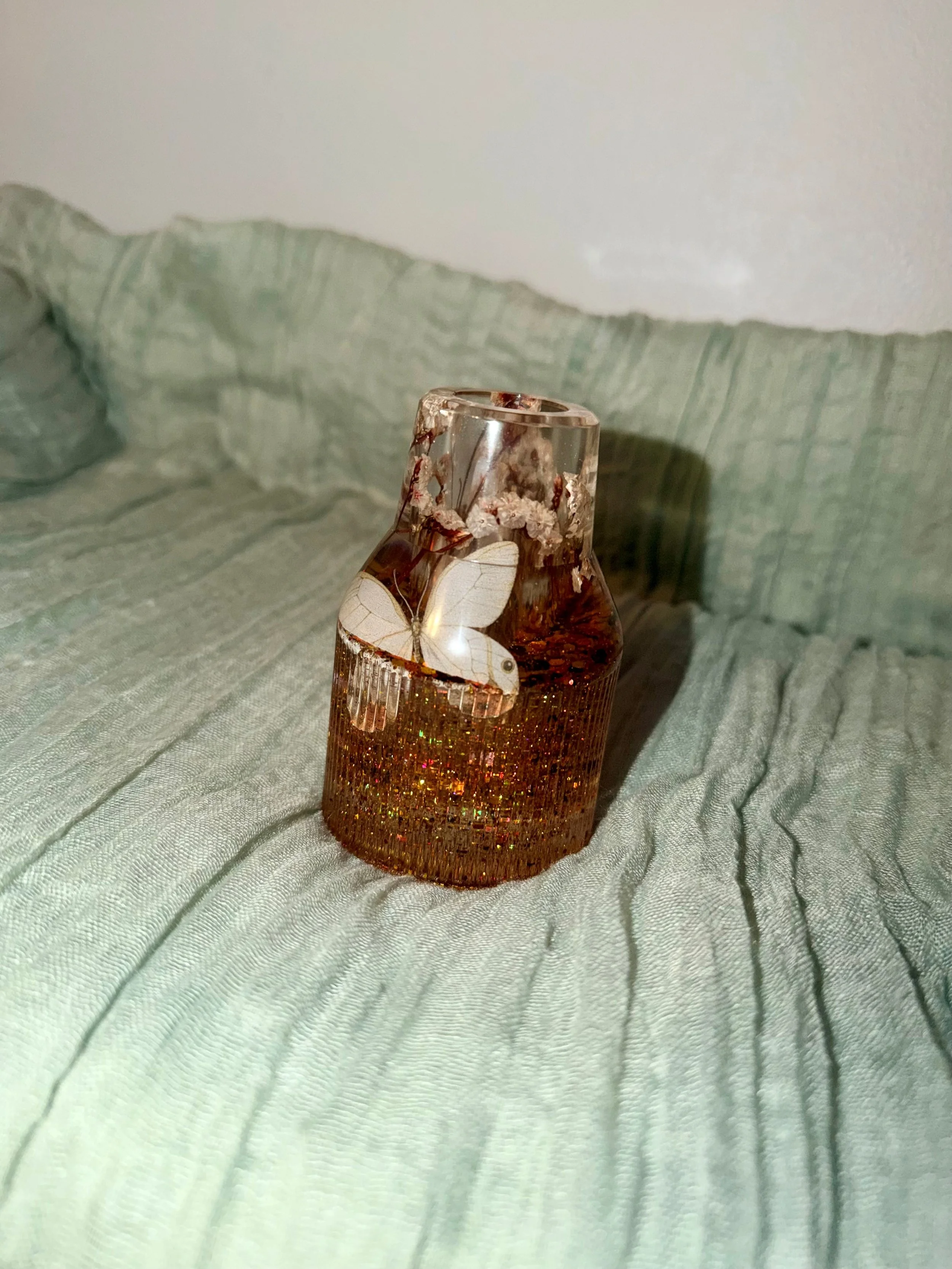 BUTTERFLY VASE 2.jpg