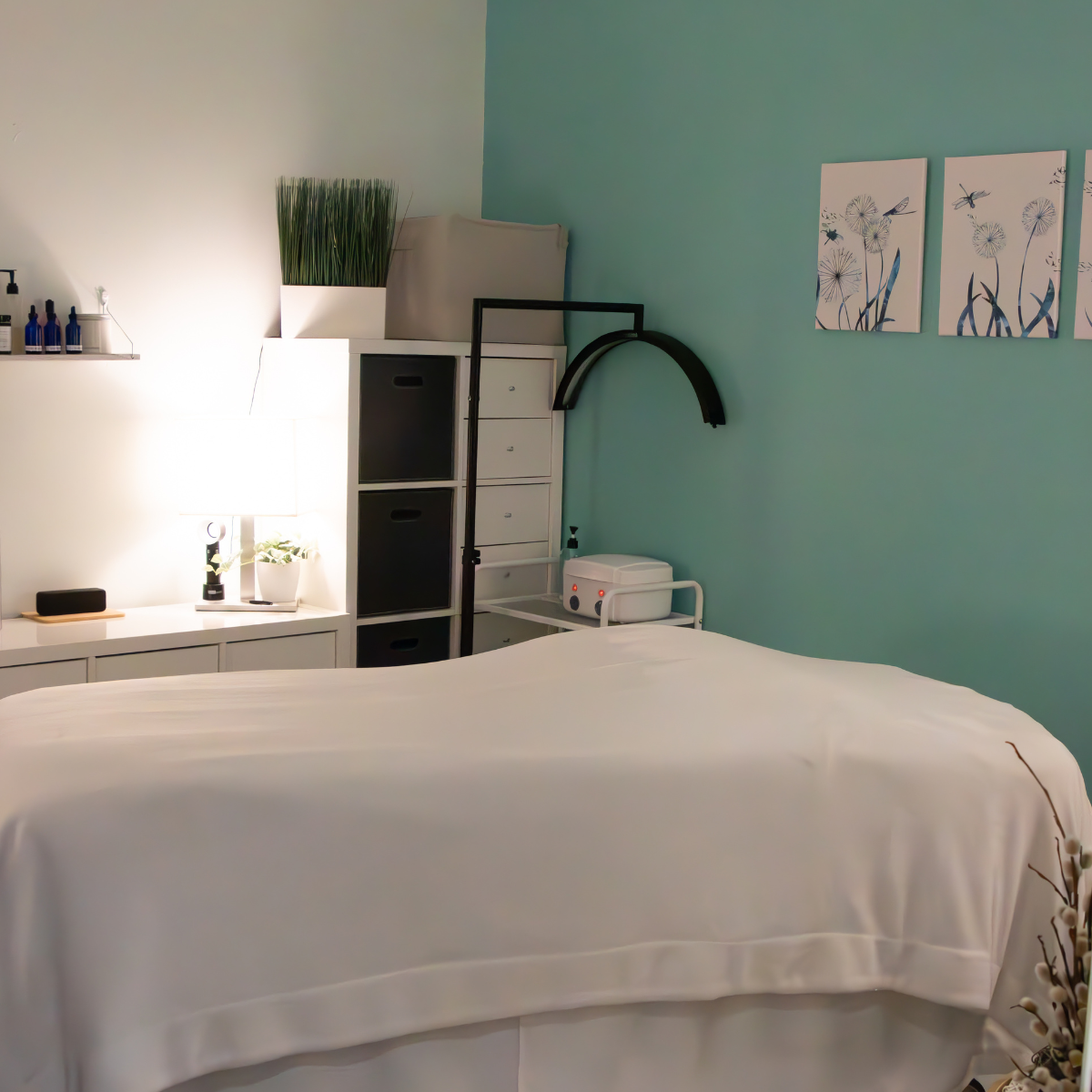 Comfortable spa treatment room at DK Spa in Lynnwood, Washington.