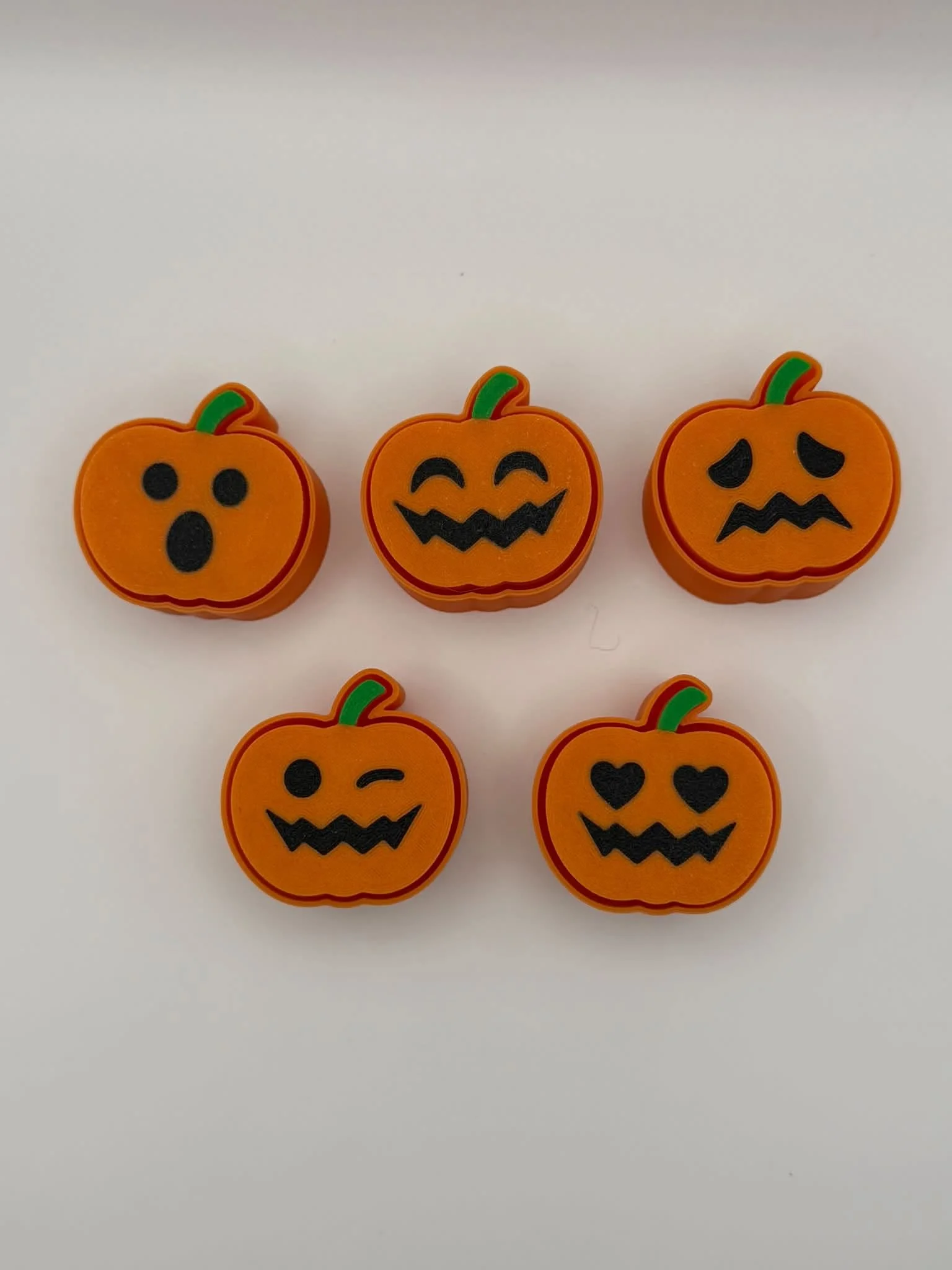 3D Printed Pumpkin Clicker Fidget Toy | Cute Halloween Sensory Clicker | Desk Toy & Party Bag Filler