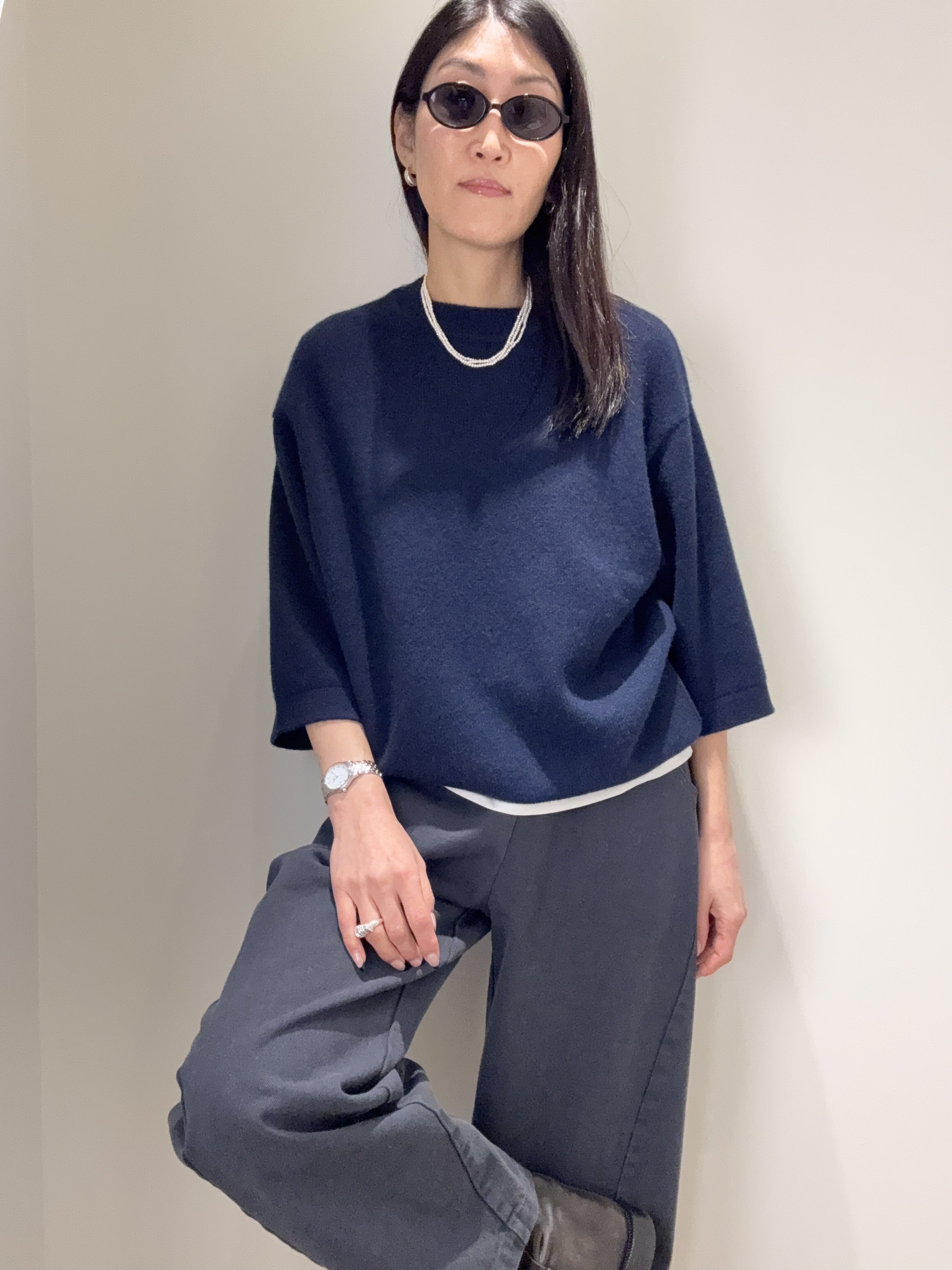 cashmere-quarter-sleeve-loose-sweater-navy-1.jpg