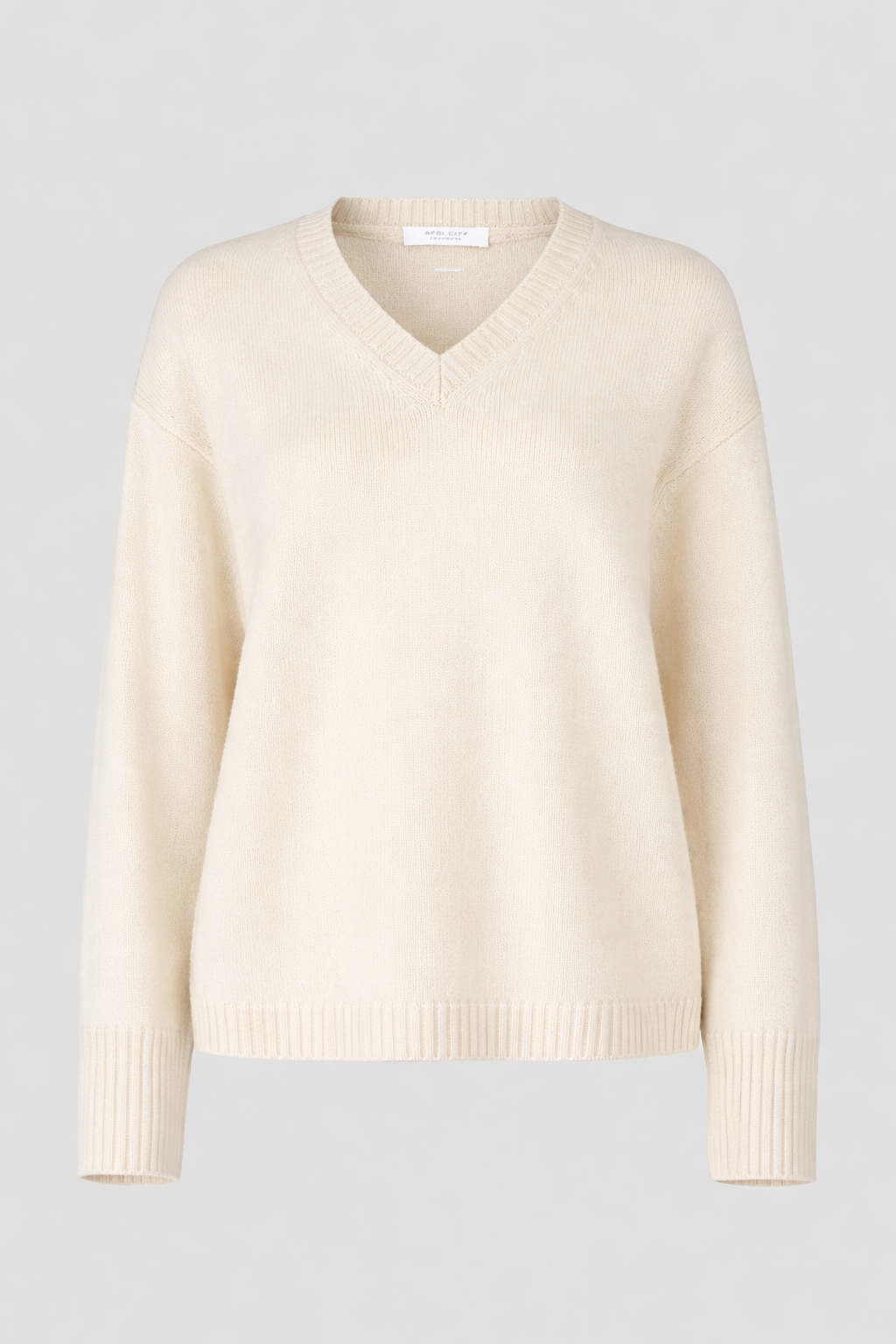 cashmere-v-neck-sweater-ivory.png