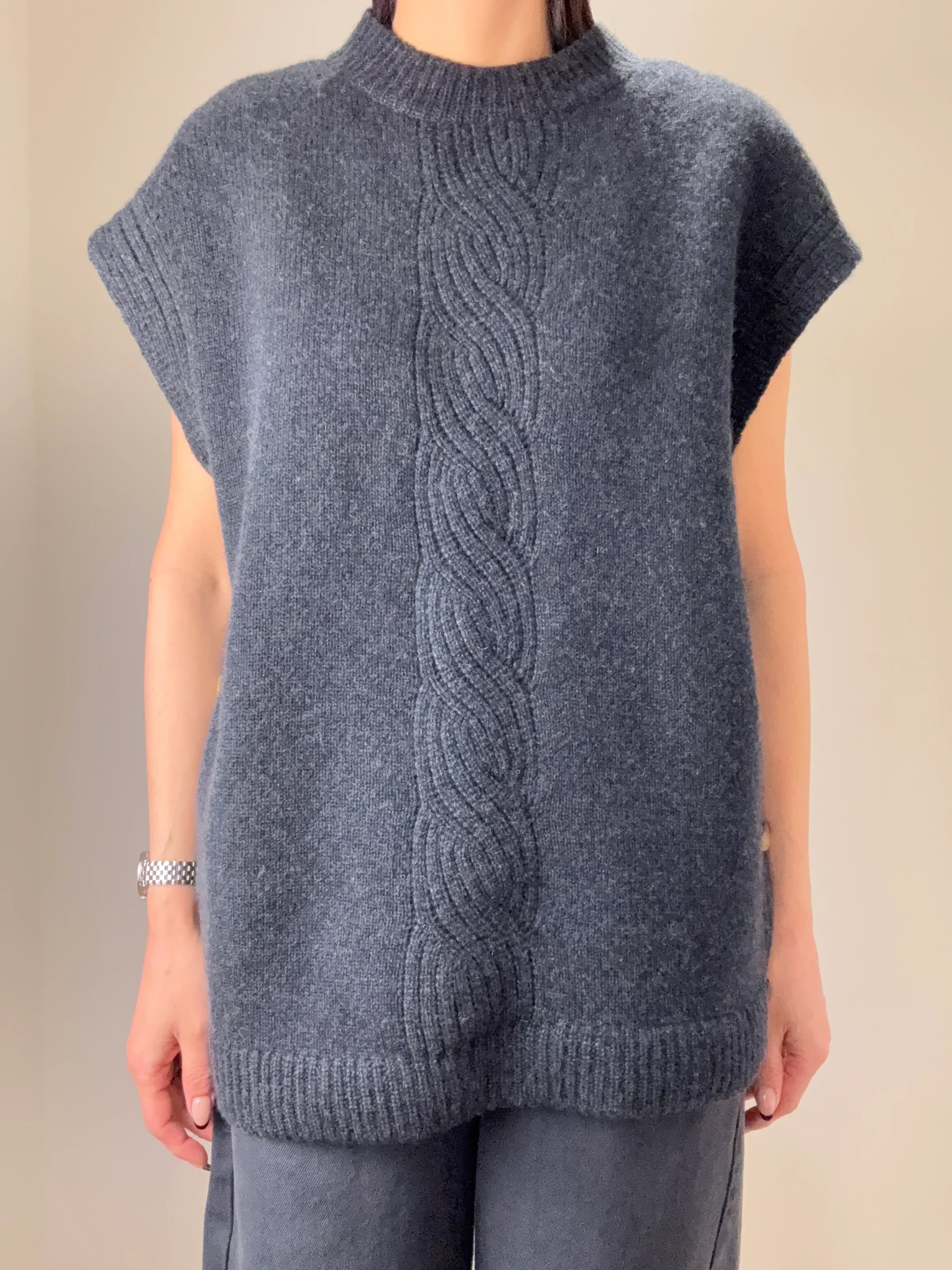 cashmere-poncho-vest-charcoal-02.jpg.webp