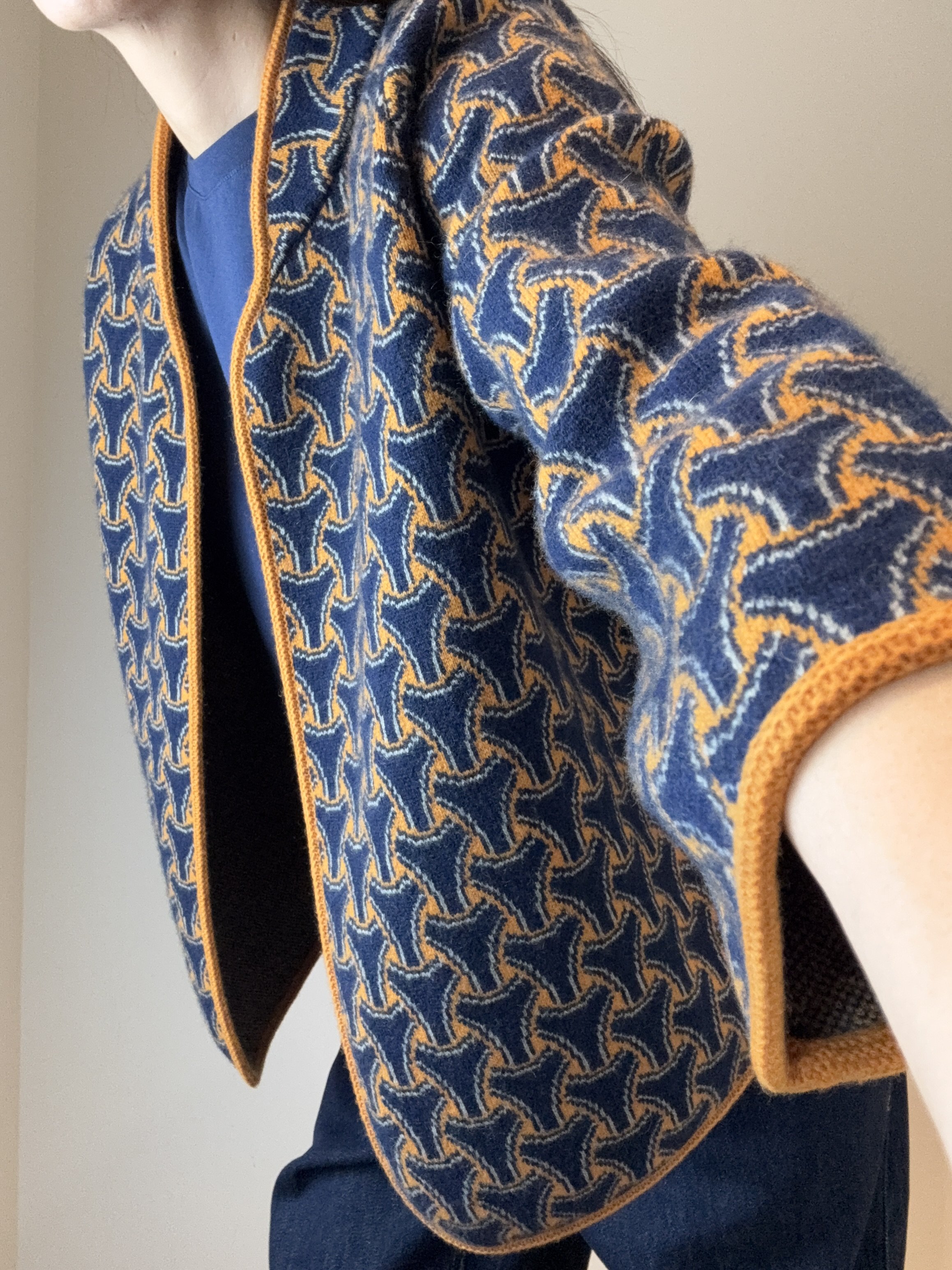 cashmere-open-front-jacket-navy-orange-02.jpg