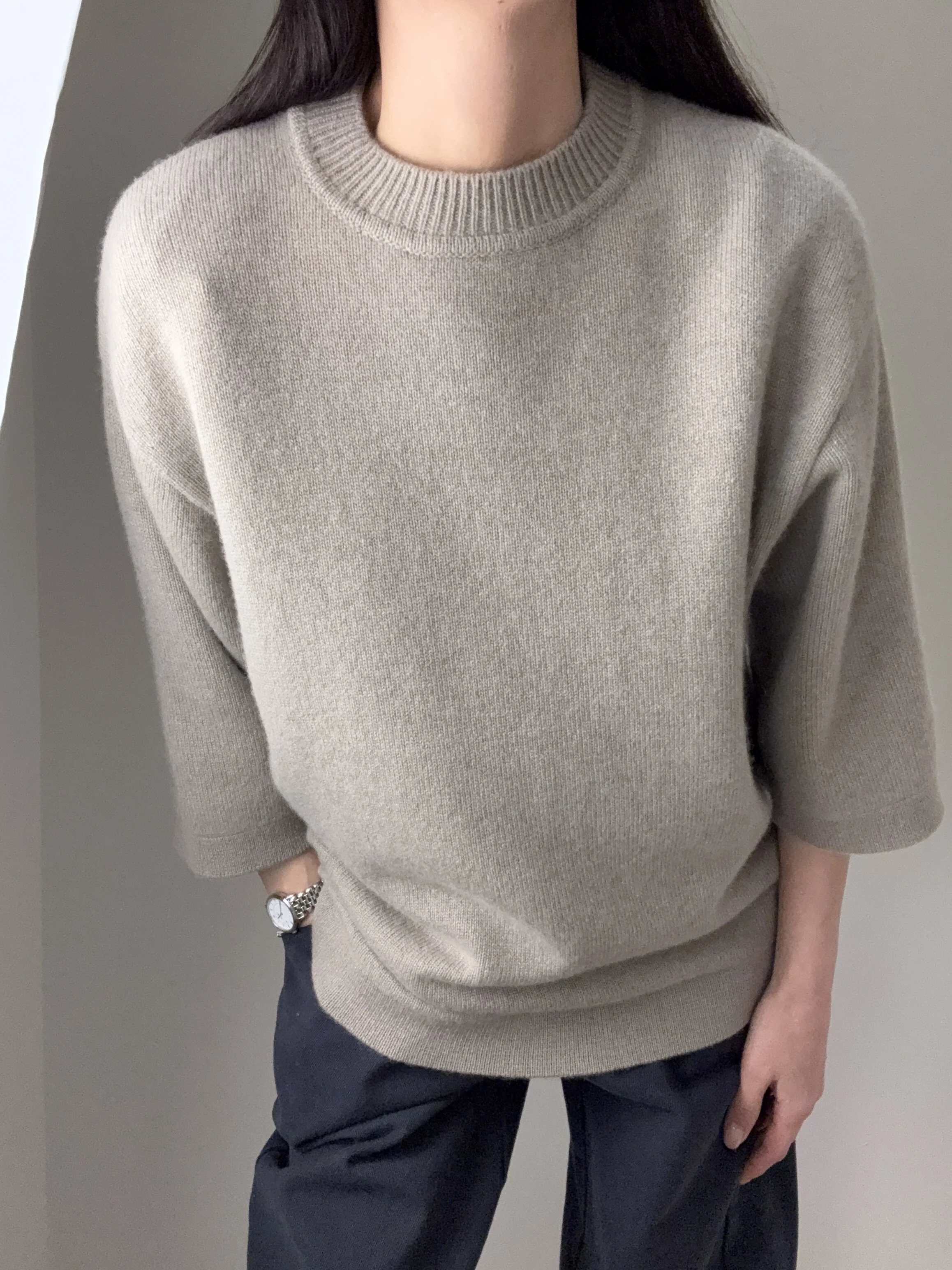 cashmere-quarter-sleeve-loose-sweater-dune-5.jpg