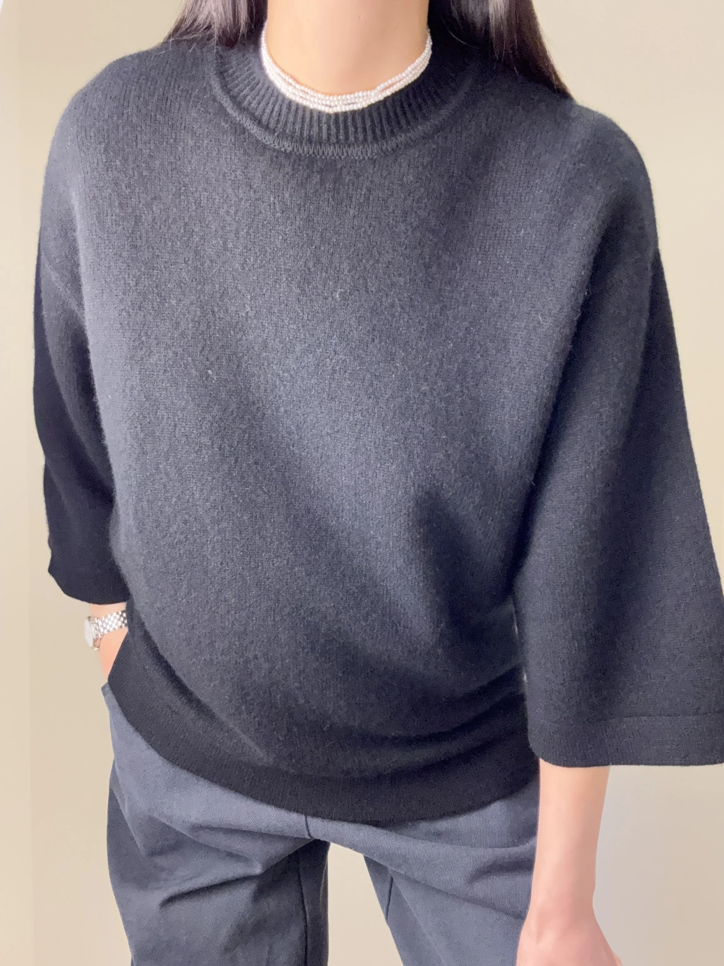 cashmere-quarter-sleeve-loose-sweater-black-4.jpg