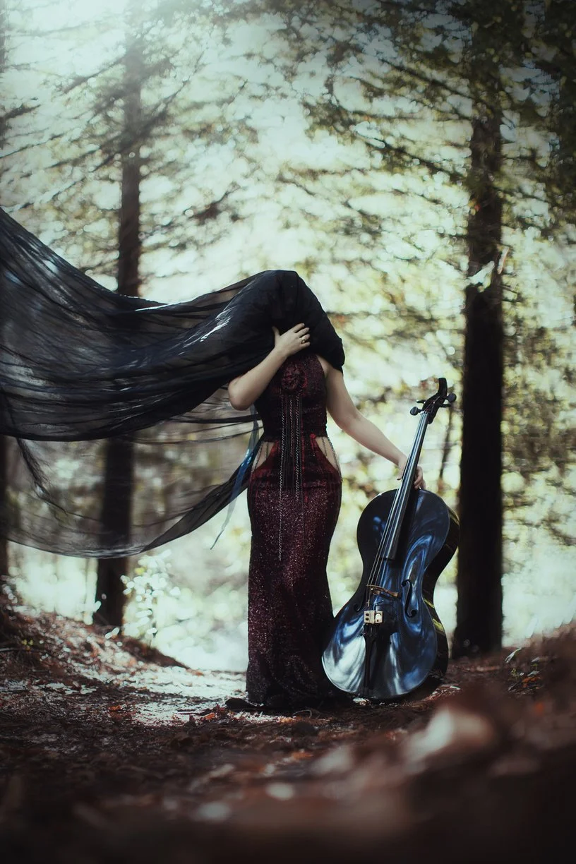 Cellista3-photocred-Yellow-Bubbles-Photography.jpg.jpg