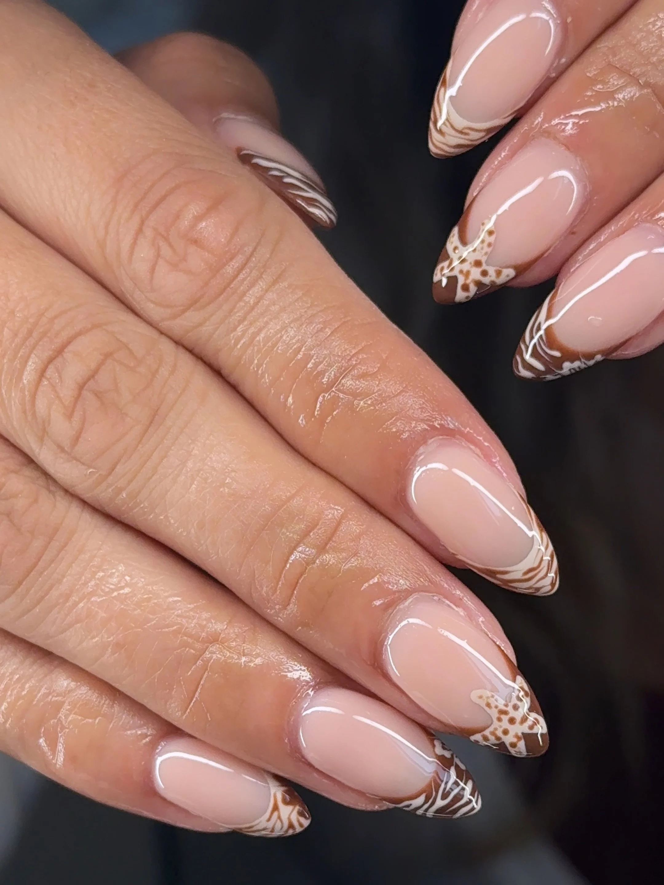 POV: Your nails are already on vacation 🌊☀️🐚 

🤍Save this for your next nail appointment and send it to your bestie!

#summernails #summerinspo #buildergel #russianmani #agelxnails
