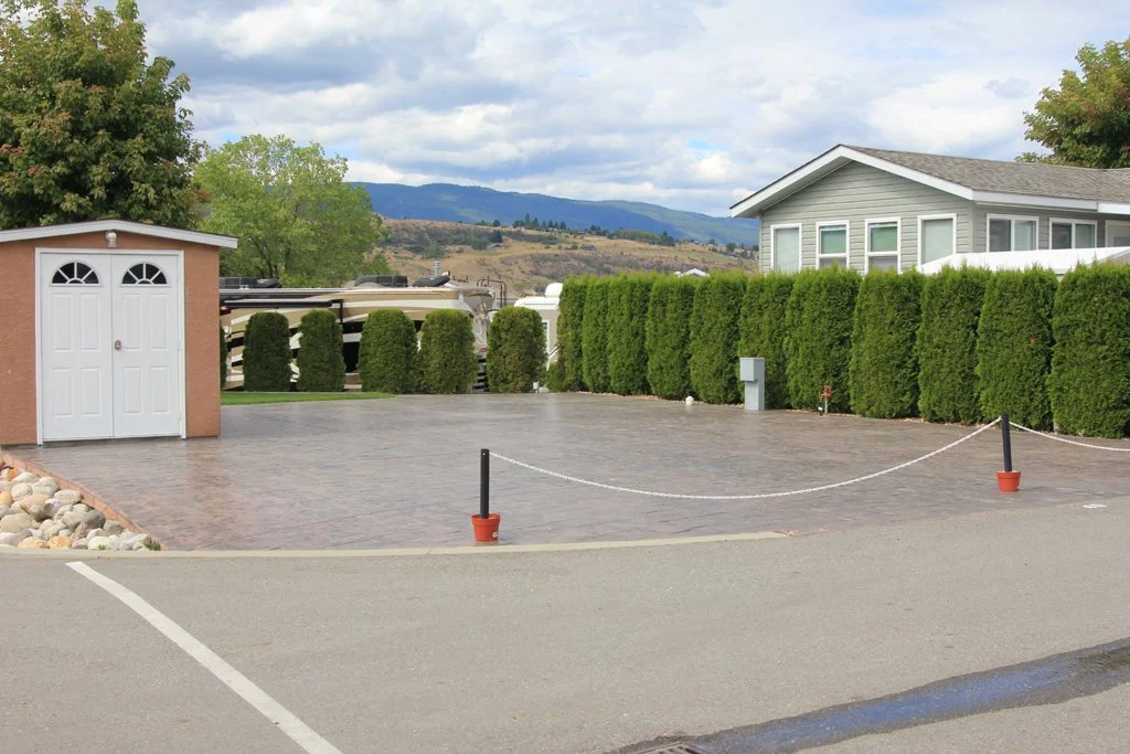 Example of a back in rental site at Swan Lake RV Resort.