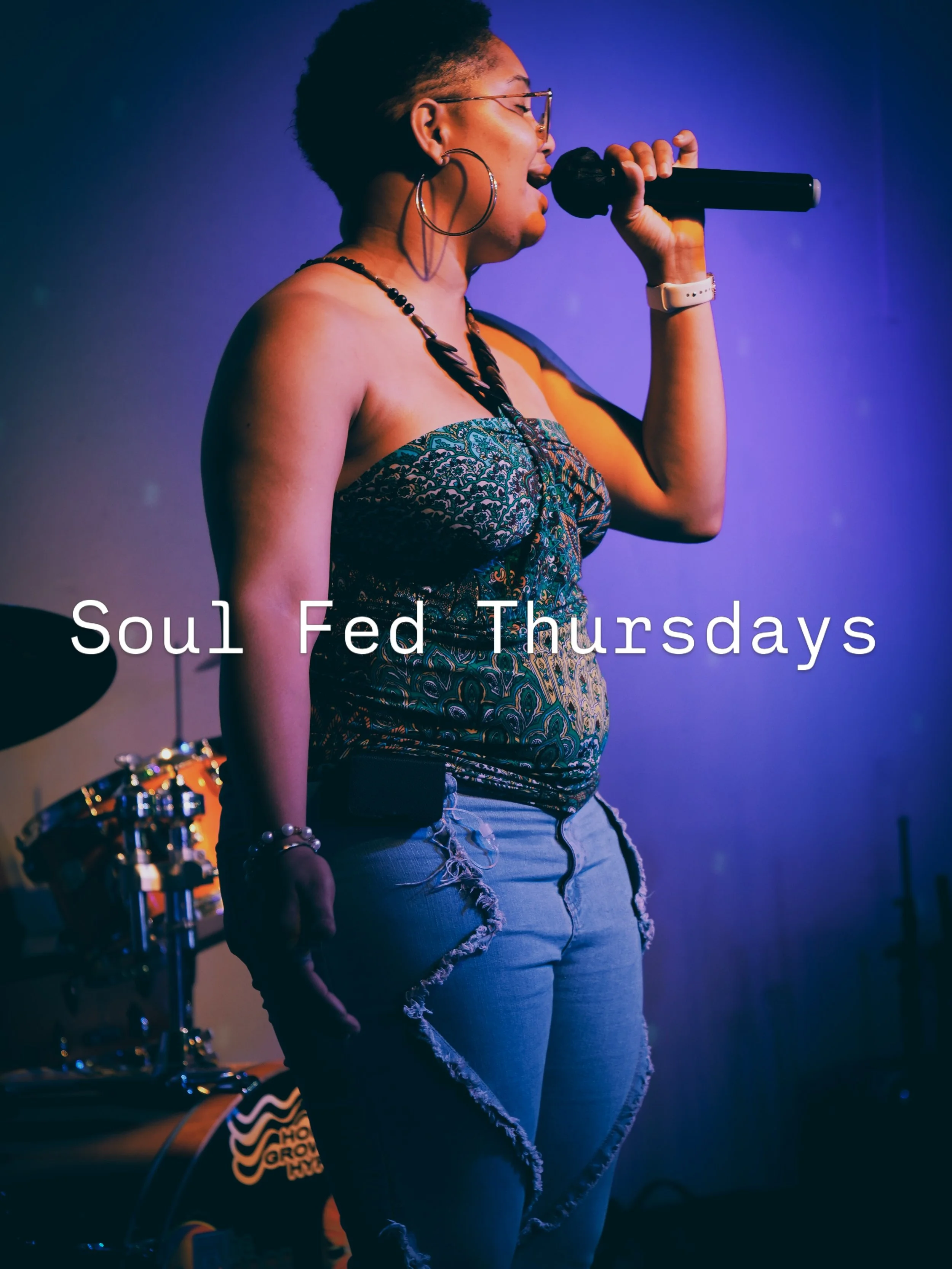 We&rsquo;re back tonight with another installment of Soul Fed Thursdays with @reminiscewithme 🎤

Stop by for chill vibes, poetry, &amp; empowerment at @therockibutton Art Gallery 🖼️

📸: @lifeof.eye x @574ward_llc 

#southbend #poetry #art
