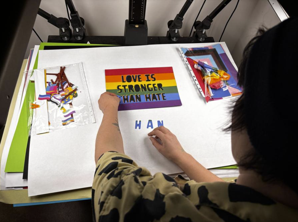 A Queer Visual History