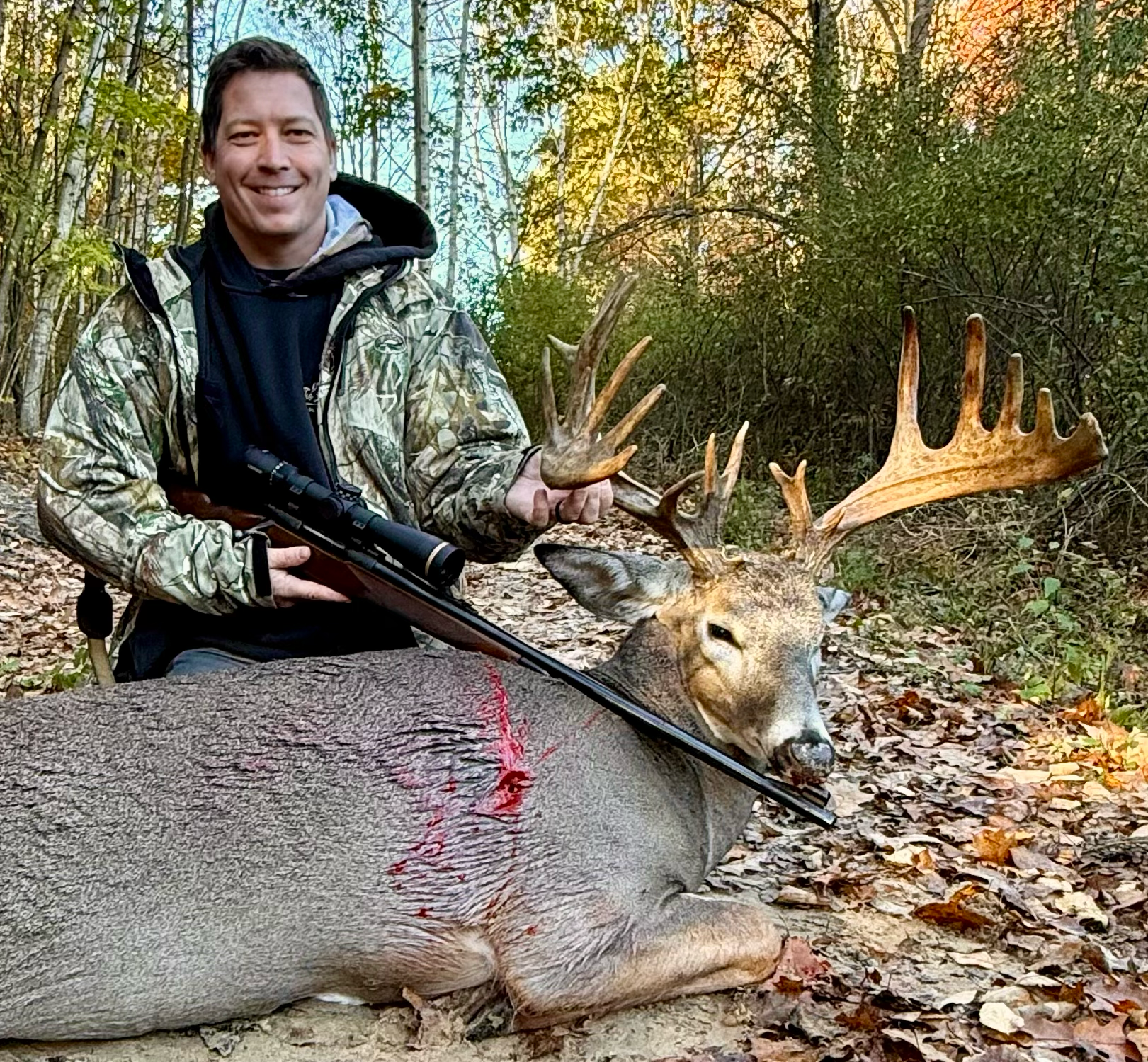 Eric Whitetail.png