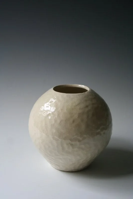 Round White (2).JPG