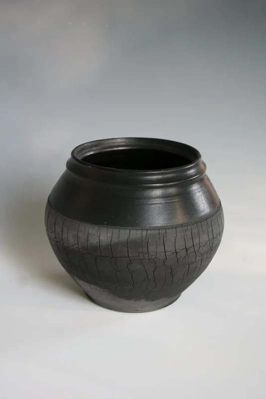 Round Black (2).JPG
