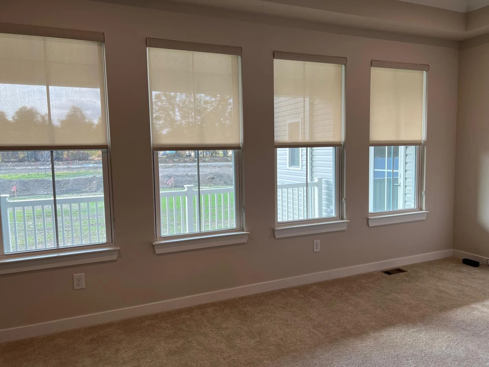 Solar roller shades installed in a Cleveland Ohio home — Rose CWT
