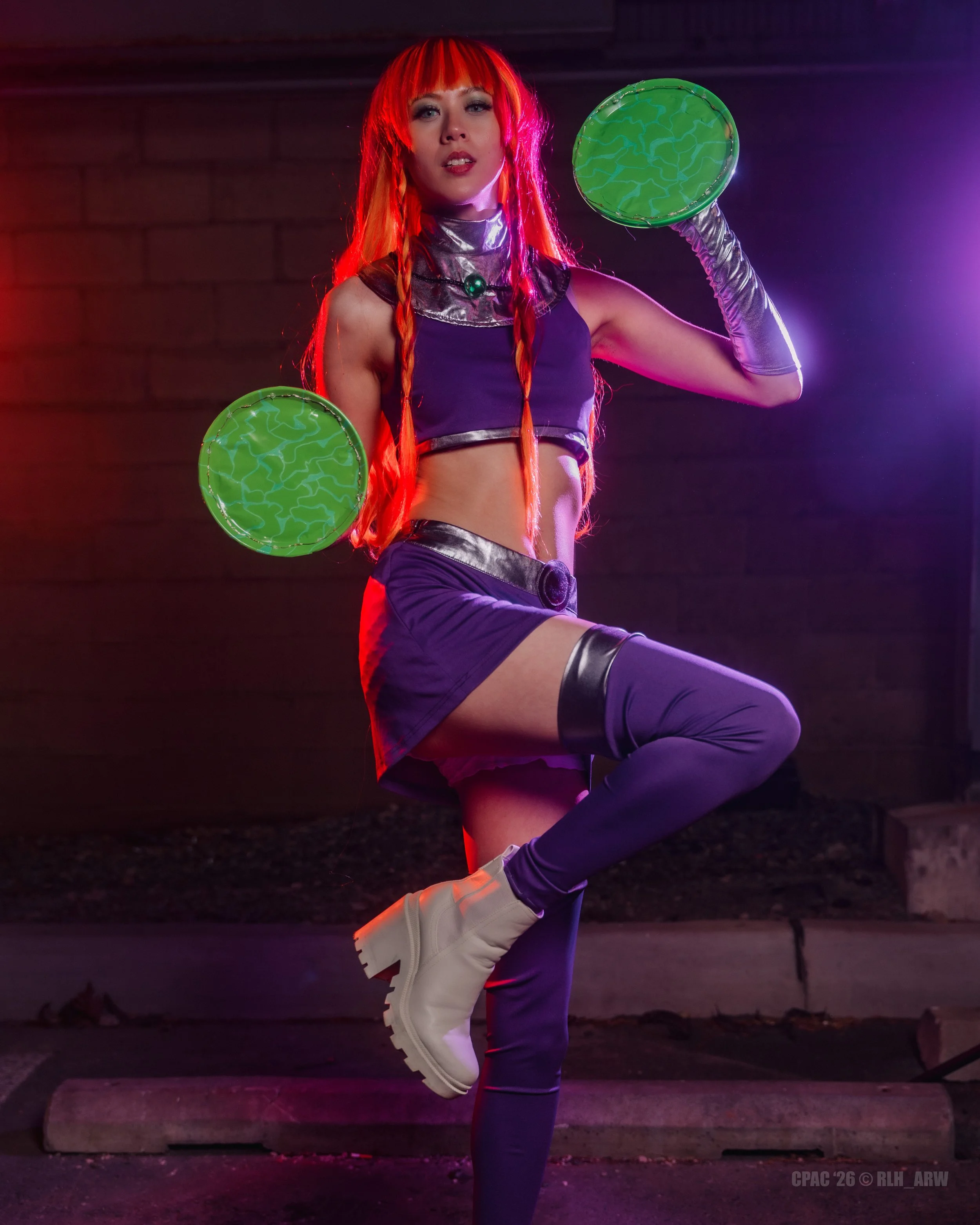 Starfire cosplay
