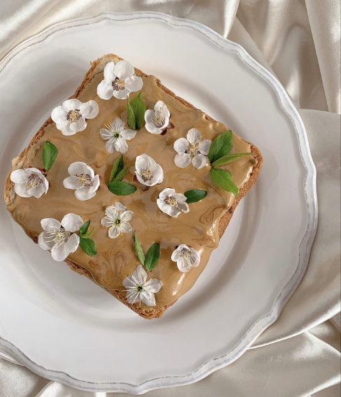 Mindful Eating: How to Cultivate a Healthy Relationship with Food