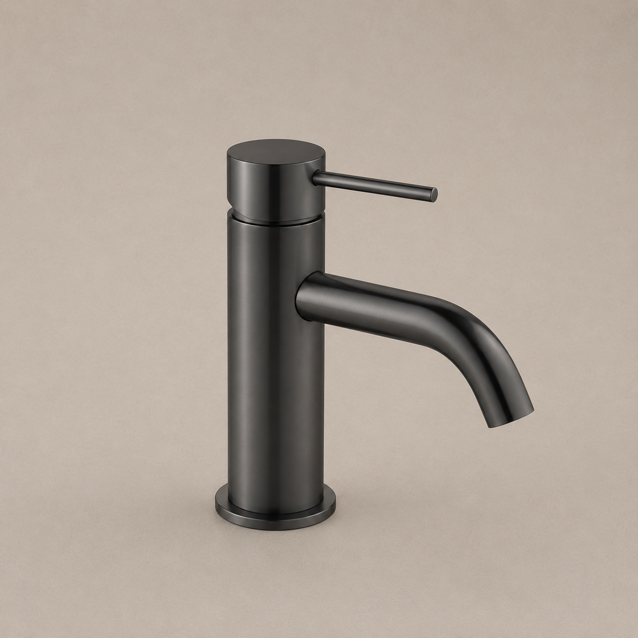 Short Basin Mixer