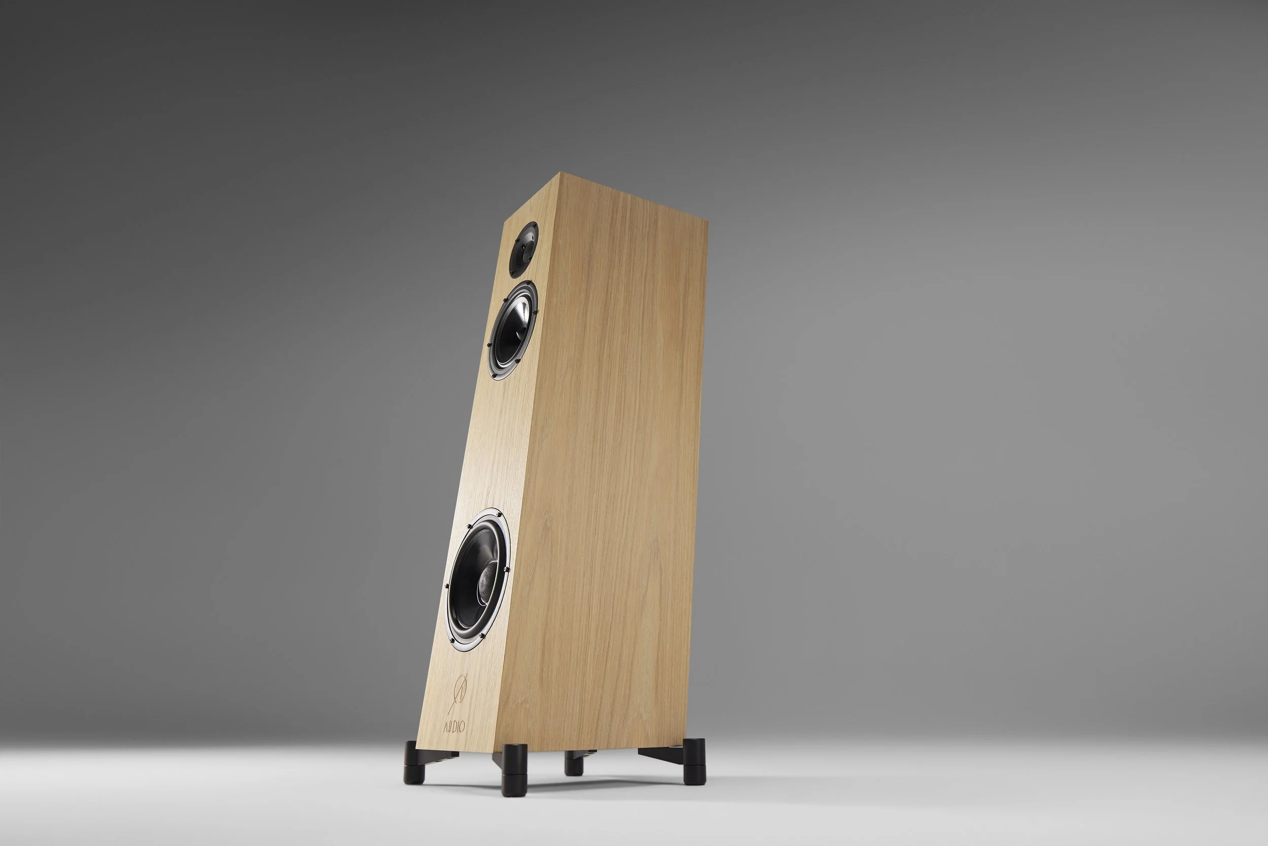 Ø Audio Frigg 02 loudspeaker