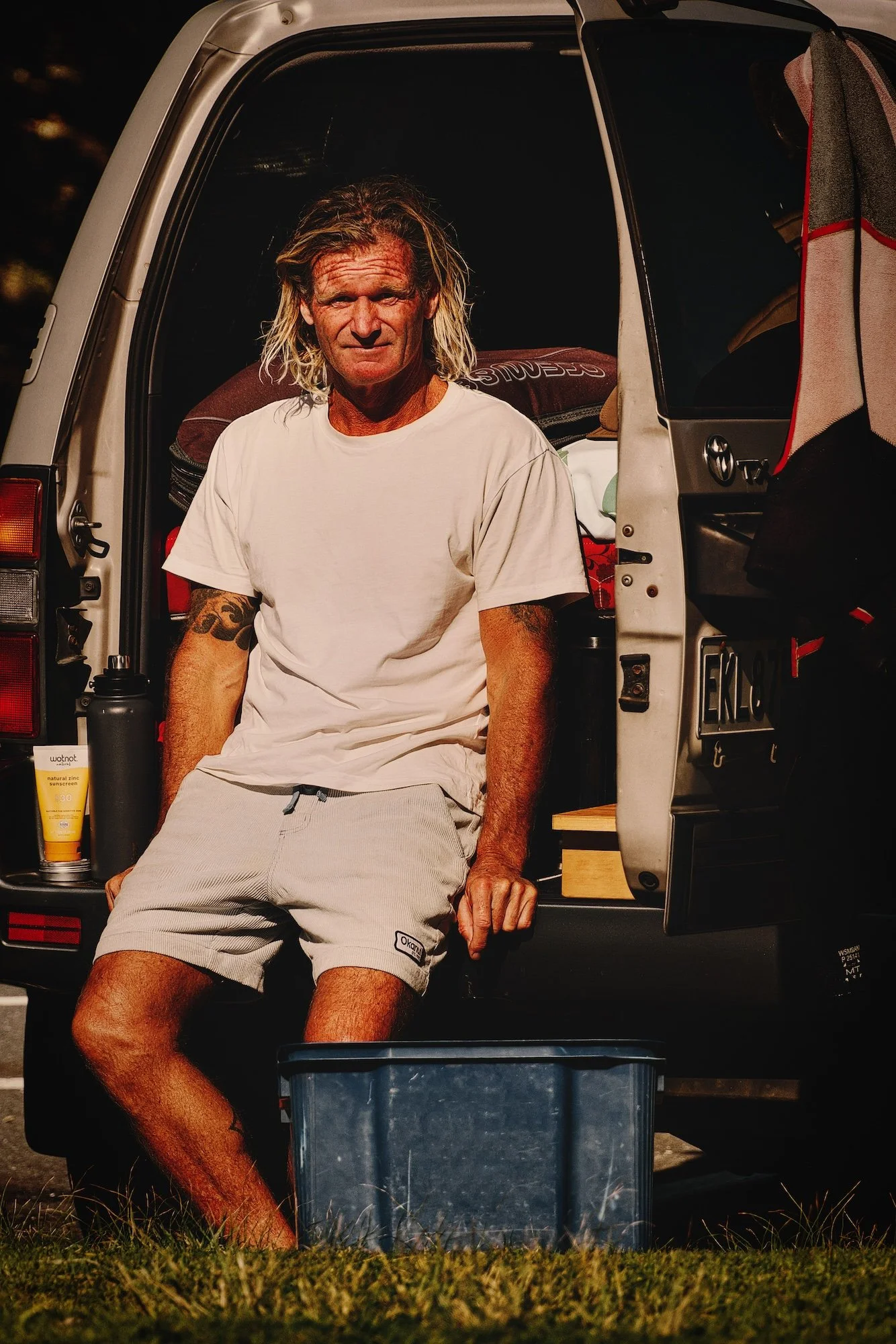 dan-mount-maunganui-beach-truck-portrait.jpg.JPG