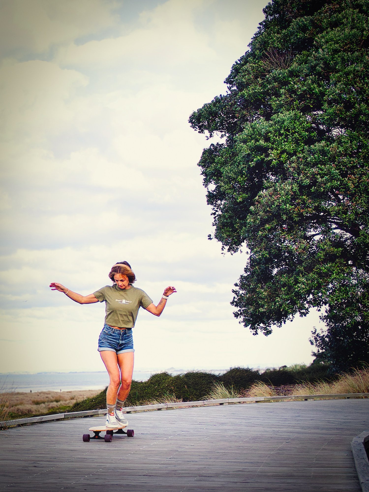 juste-skateboarding-beside-the-ocean.JPG