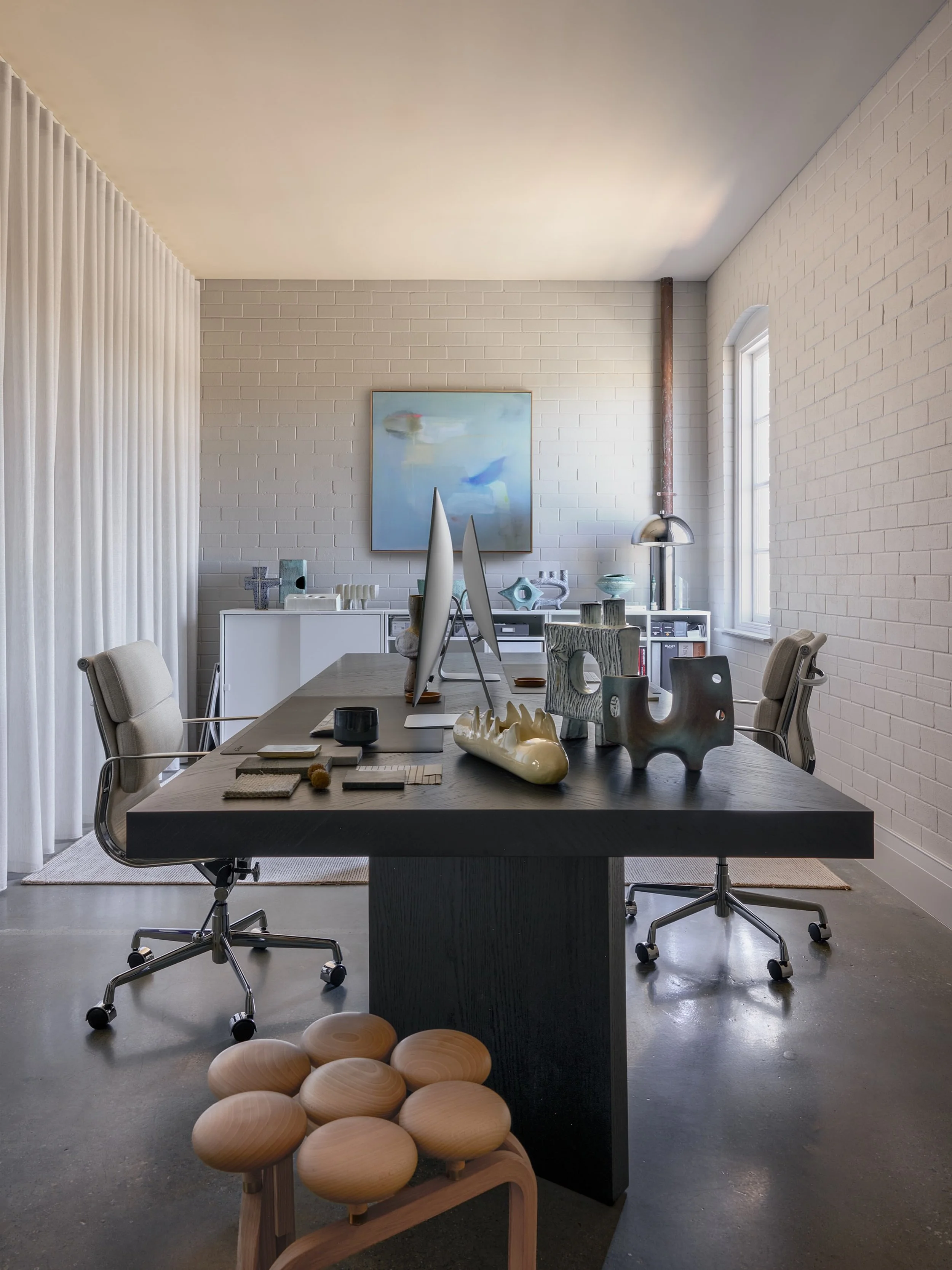 We&rsquo;ve also moved office.
Seau Studio is now at Suite 42,145 Stirling Hwy, Nedlands.
Come say hello!

Builder: @evolution_wa 
Photography: @jennafrenchphoto 
Editorial Styling: @jessicaalice_design