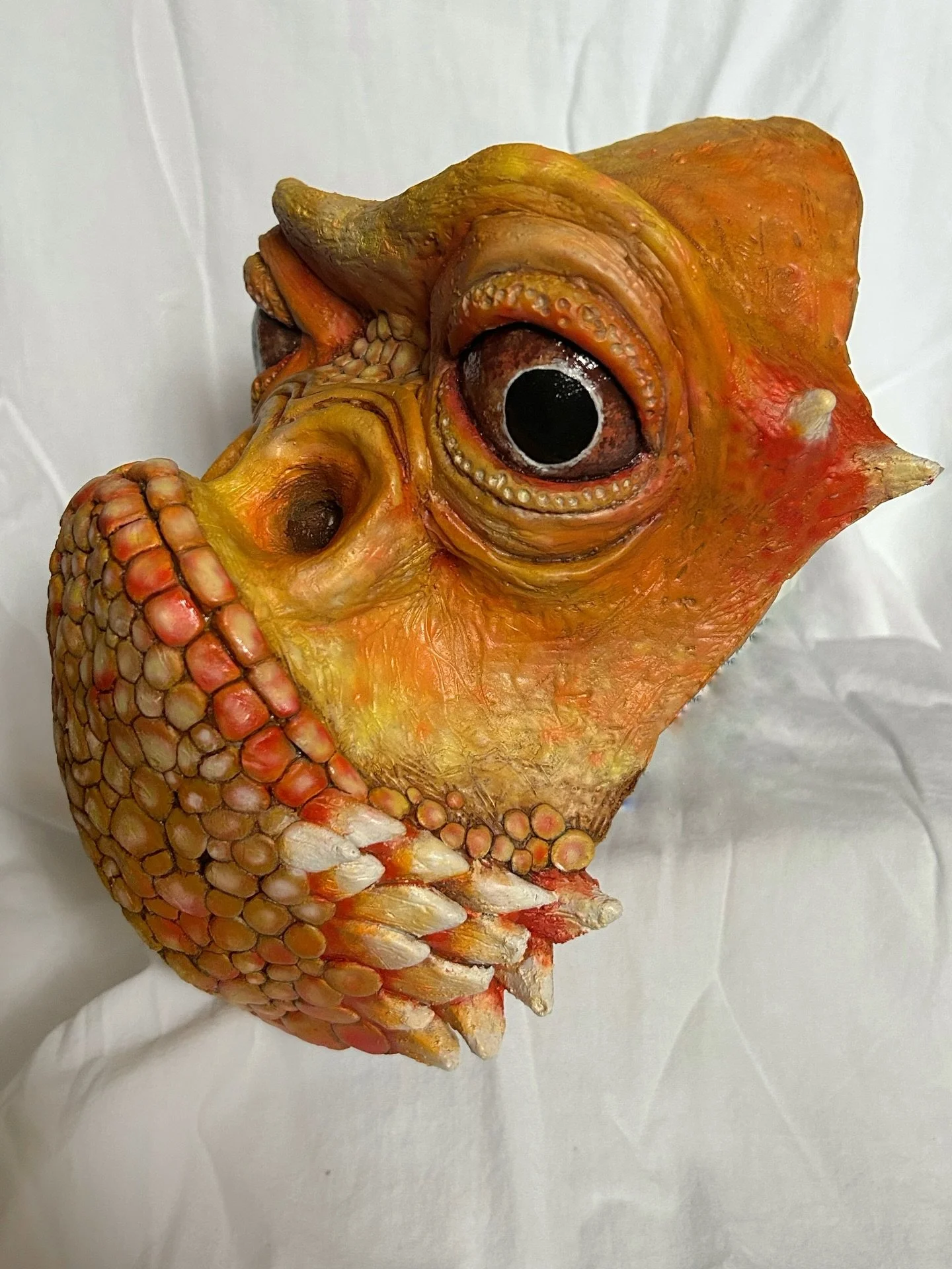 I have some catch up to do the end of the semester has come round, so you know it&rsquo;s time for a spam! 

The finished product on the Ape Animal Hybrid where I smashed the face together with a bearded dragon, one of my fav small reptiles. 

#spfx 
