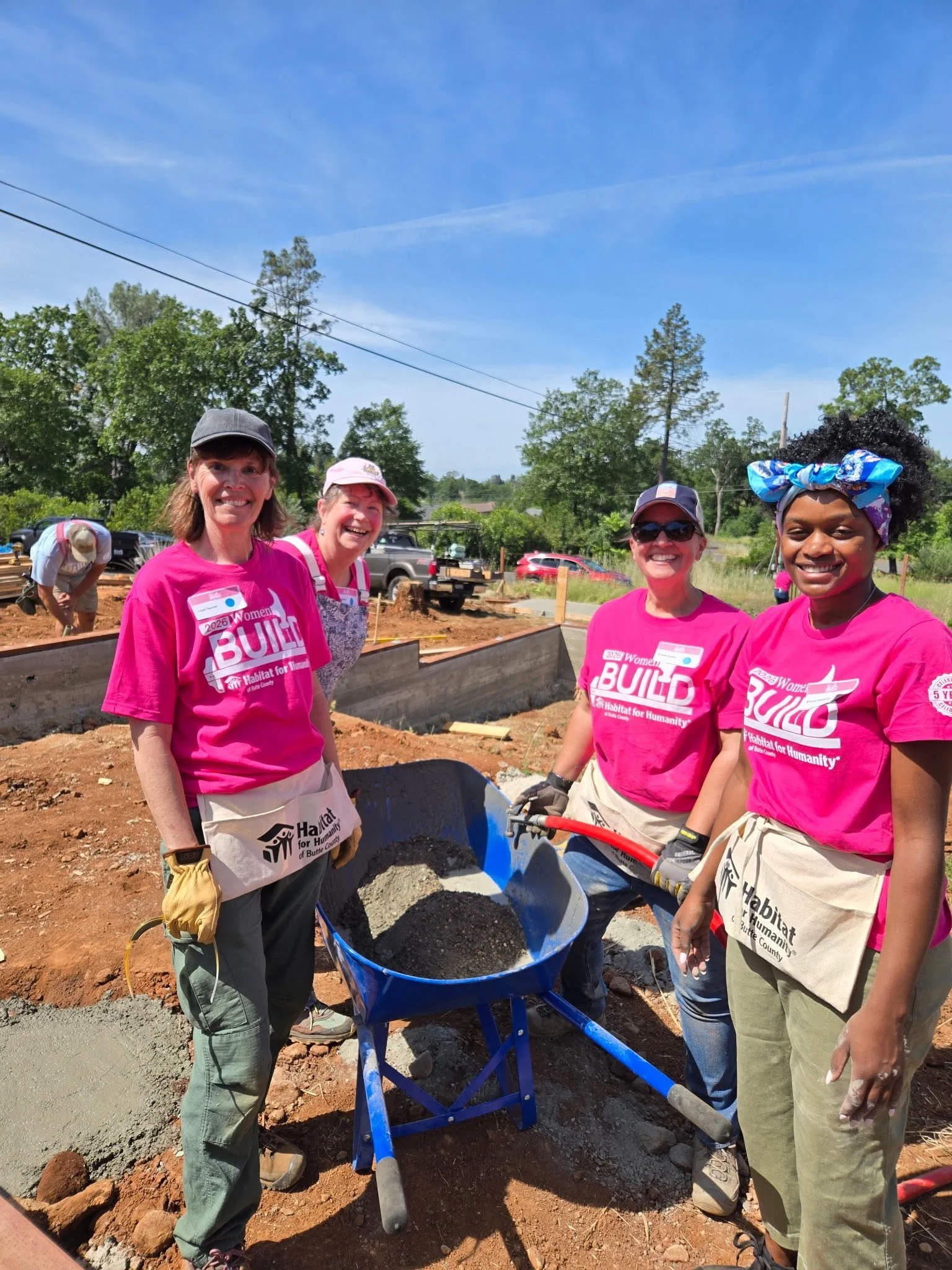 Volunteer & Outreach