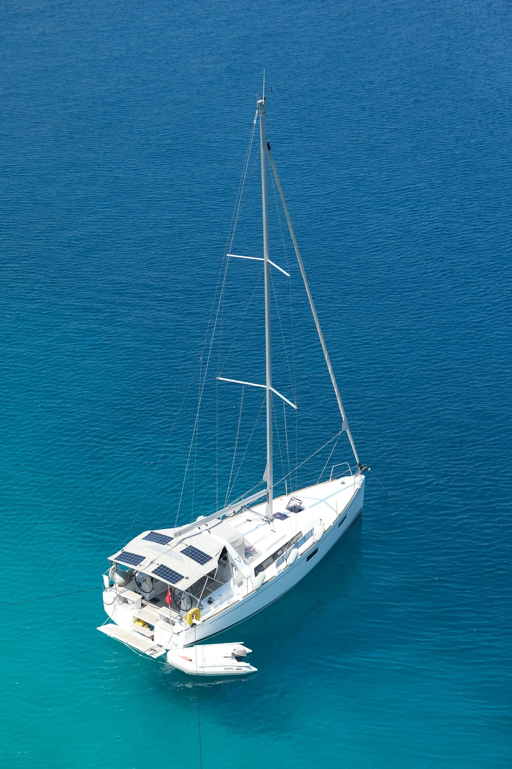 Cruising Yachts:
