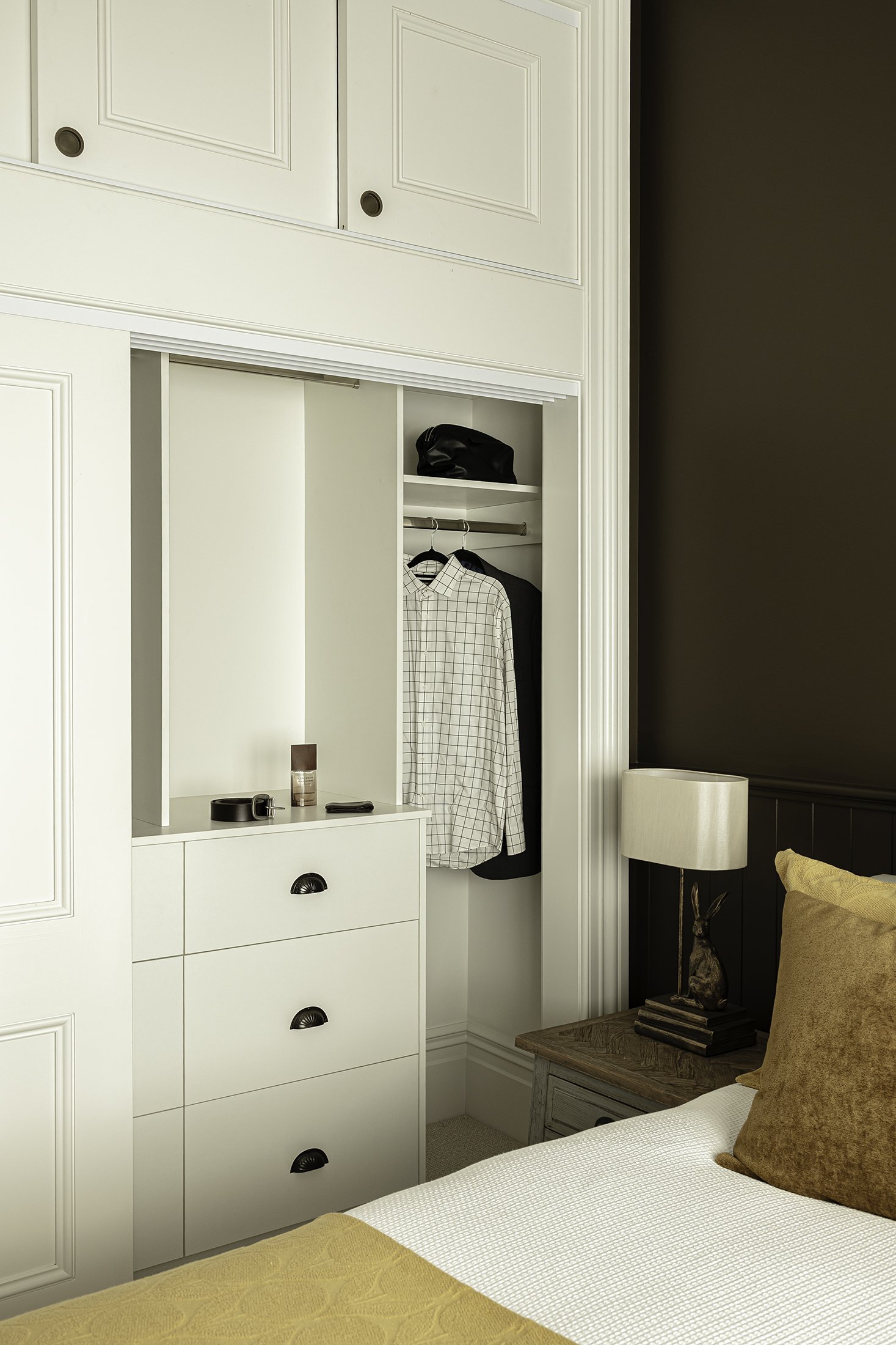 Spt.Wardrobe_16-Edit.jpg