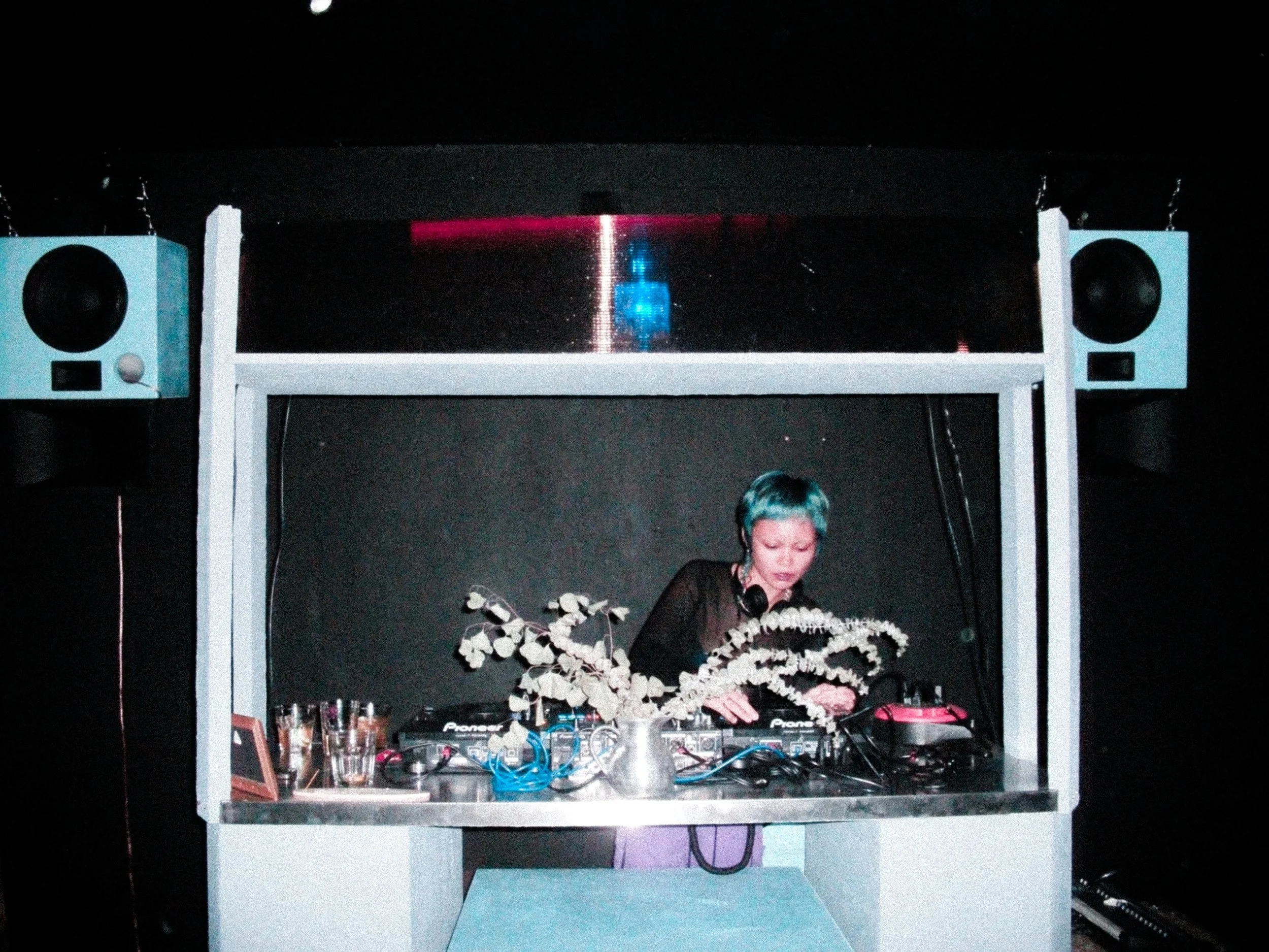 VD-KINKI-03.jpg