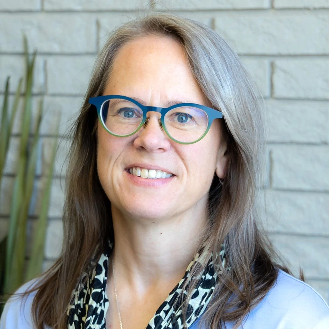 Carolyn T. Miller head shot.